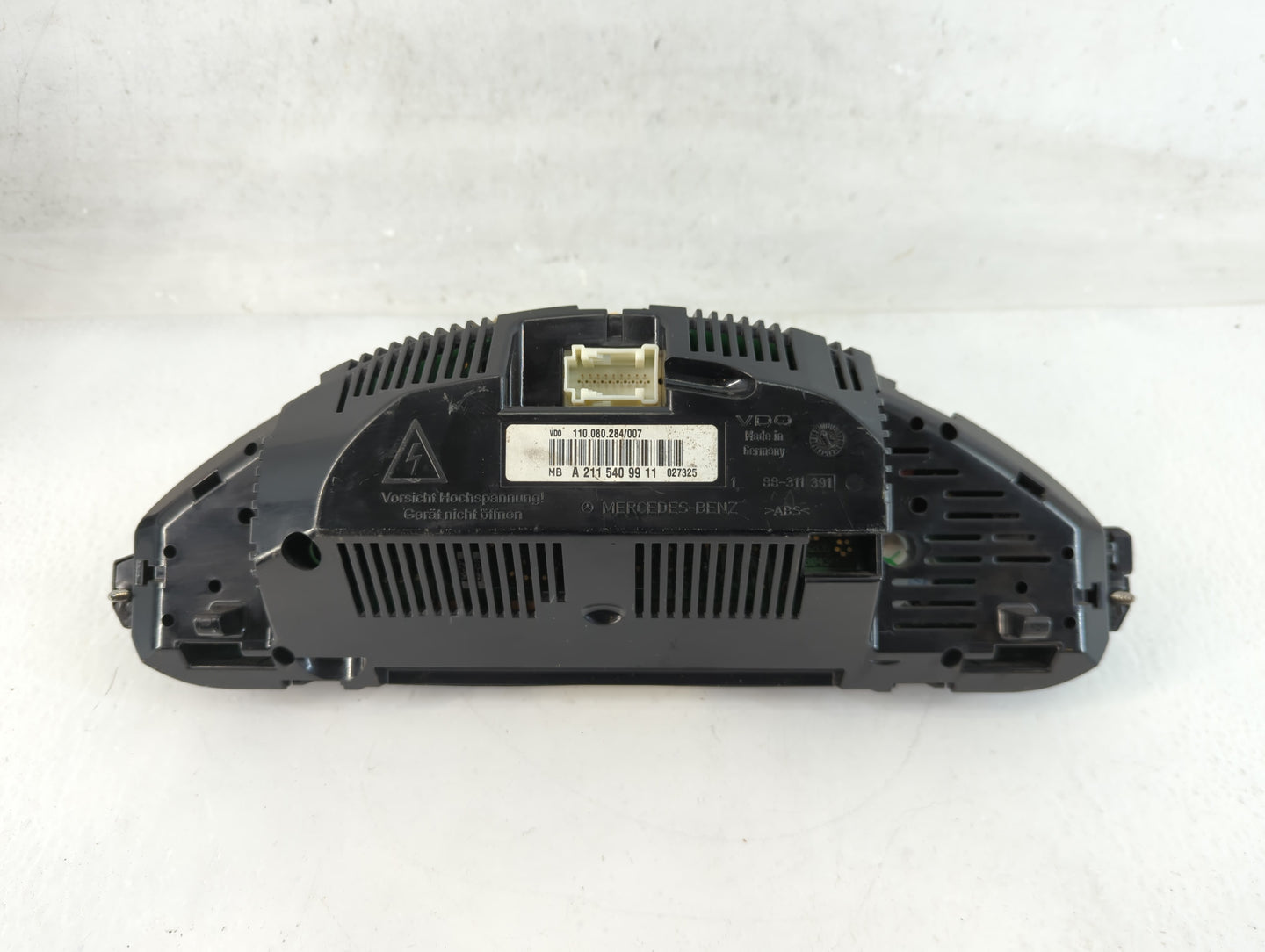 2006 Mercedes-Benz Cls500 Instrument Cluster Speedometer Gauges P/N:A 211 540 99 11 Fits OEM Used Auto Parts - Oemusedautoparts1.com