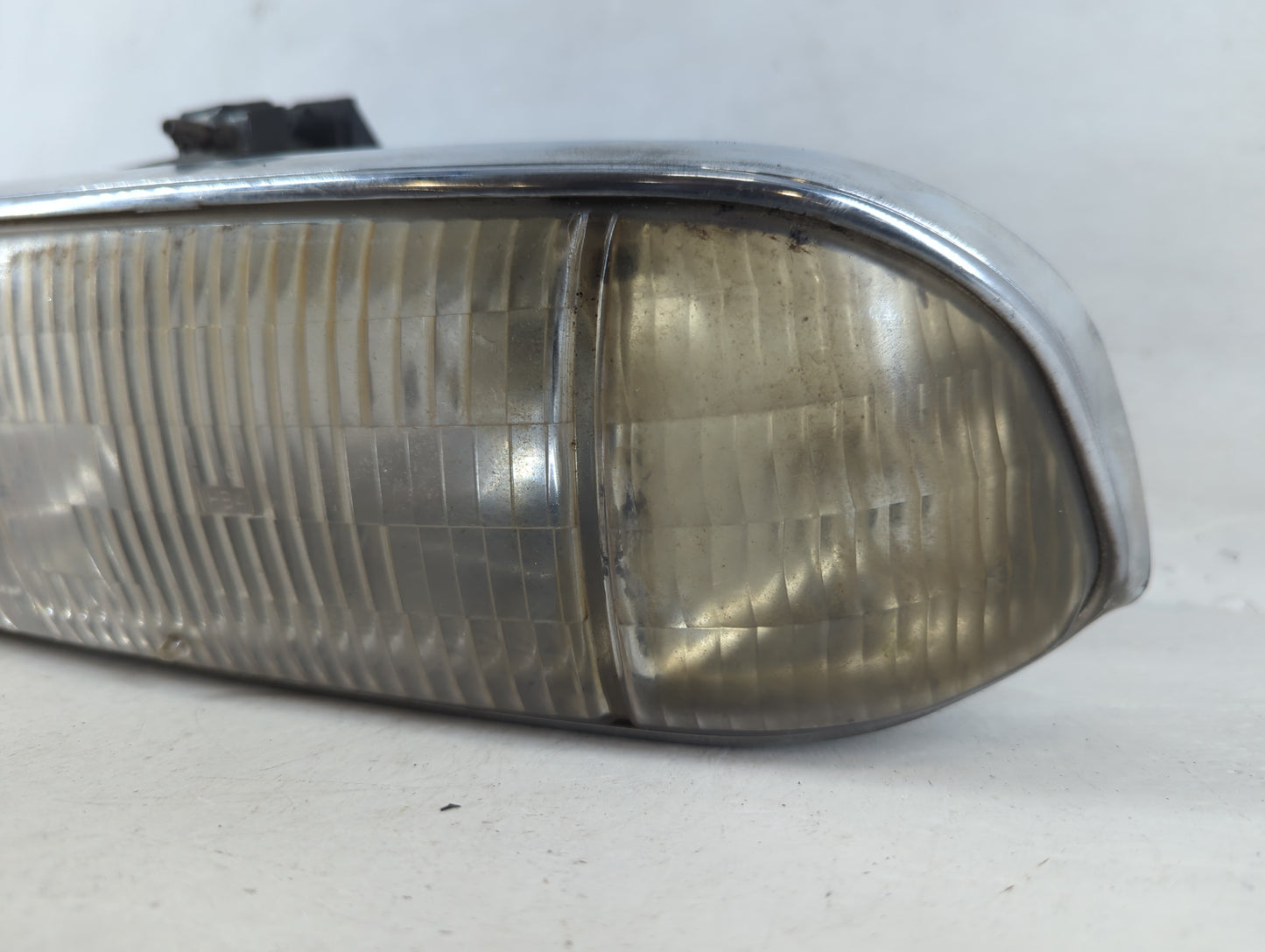 1998-2004 Chevrolet S10 Driver Left Oem Head Light Headlight Lamp - Oemusedautoparts1.com