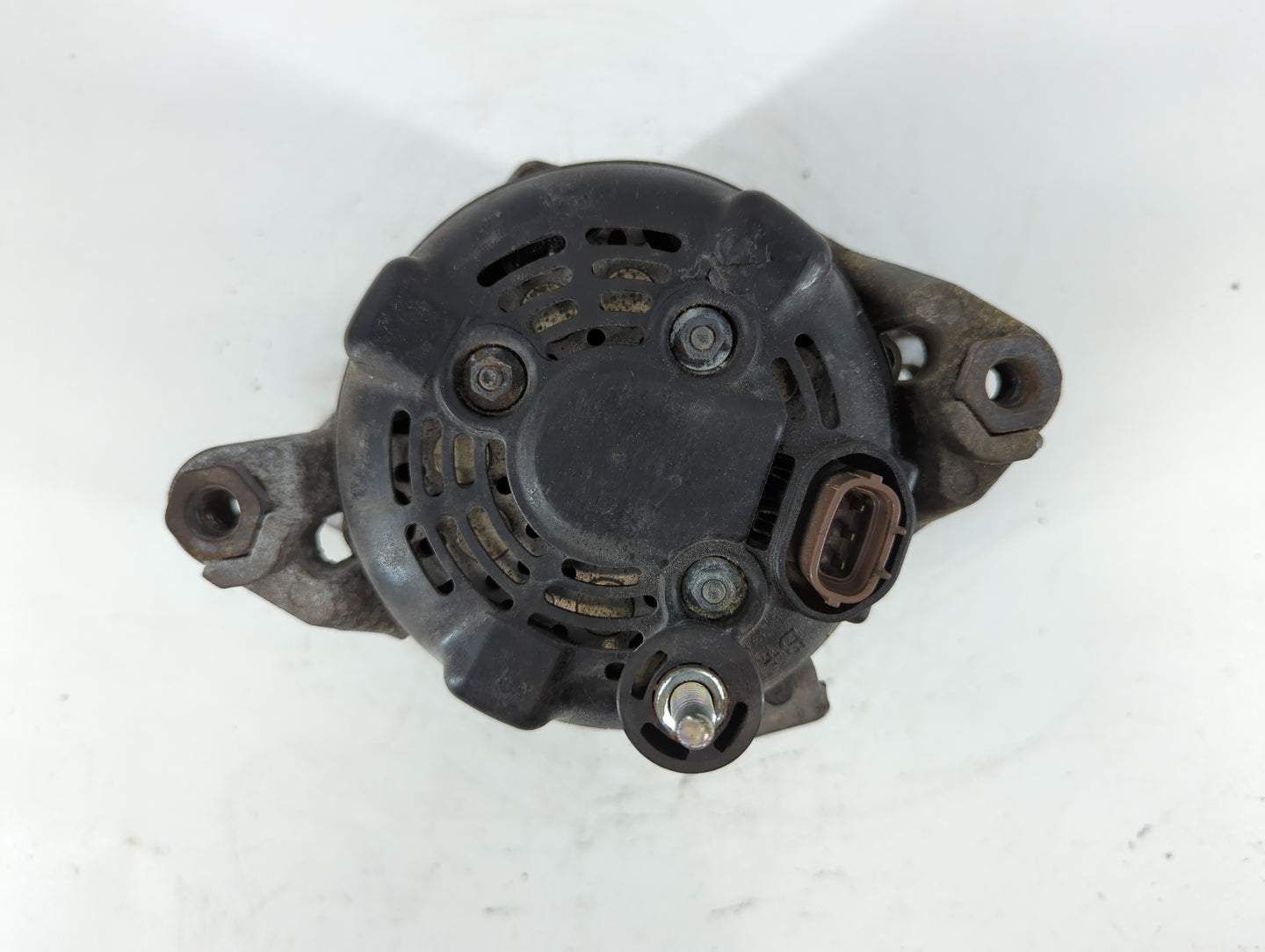 2019-2020 Hyundai Santa Fe Alternator Replacement Generator Charging Assembly Engine OEM P/N:37300-26061 Fits OEM Used Auto Parts - Oemusedautoparts1.com