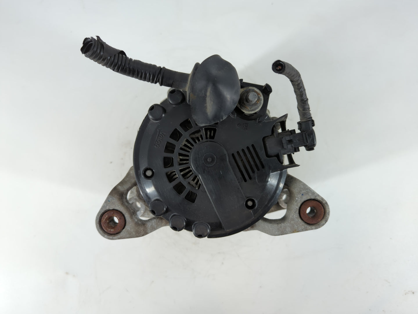 2013-2021 Chevrolet Trax Alternator Replacement Generator Charging Assembly Engine OEM P/N:13597226 Fits OEM Used Auto Parts - Oemusedautoparts1.com
