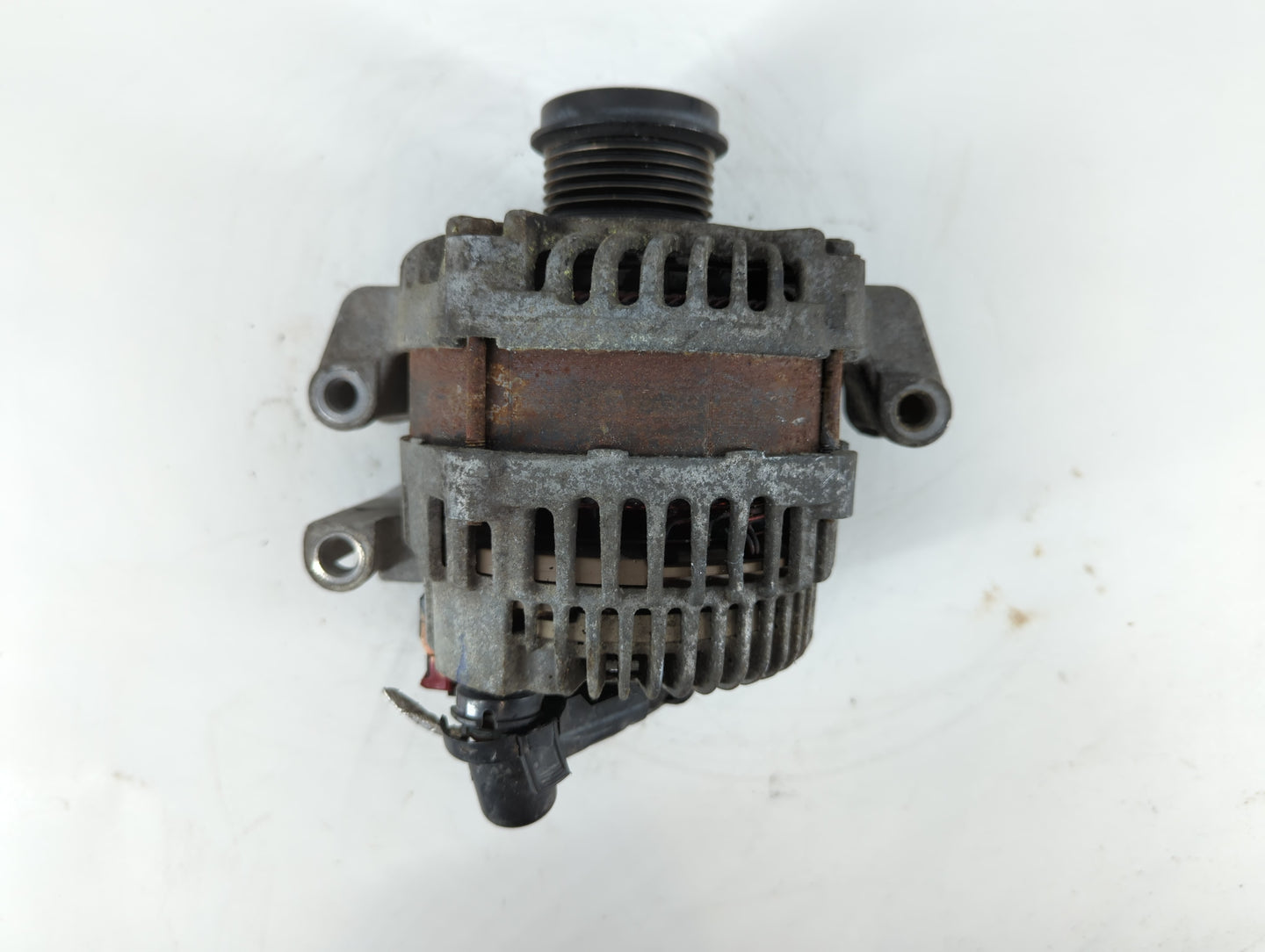 2014-2018 Jeep Cherokee Alternator Replacement Generator Charging Assembly Engine OEM P/N:56029624AB Fits OEM Used Auto Parts - Oemusedautoparts1.com