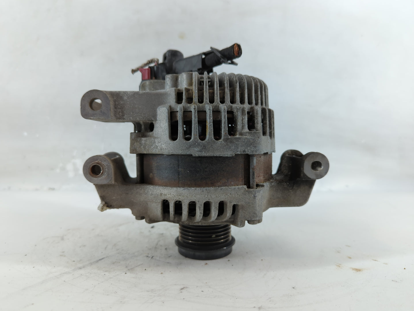 2014-2018 Jeep Cherokee Alternator Replacement Generator Charging Assembly Engine OEM P/N:56029624AB Fits OEM Used Auto Parts - Oemusedautoparts1.com