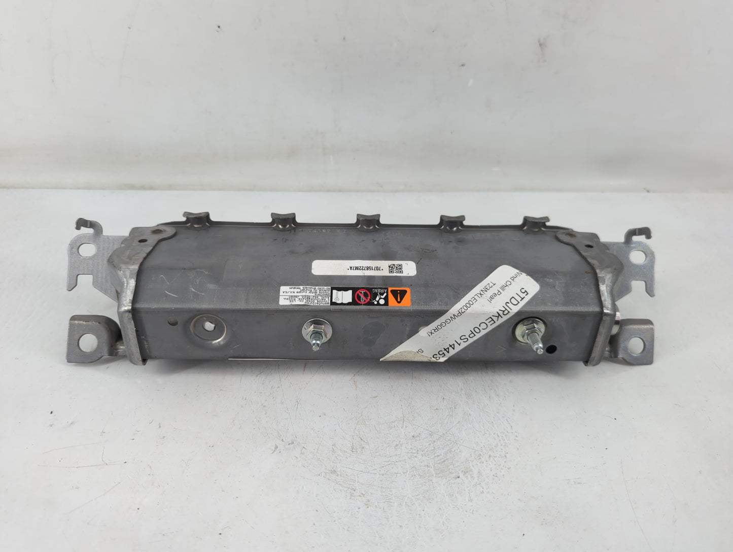 2019-2022 Toyota Rav4 Air Bag Driver Left Steering Wheel Mounted Fits Fits 2019 2020 2021 2022 OEM Used Auto Parts - Oemusedautoparts1.com