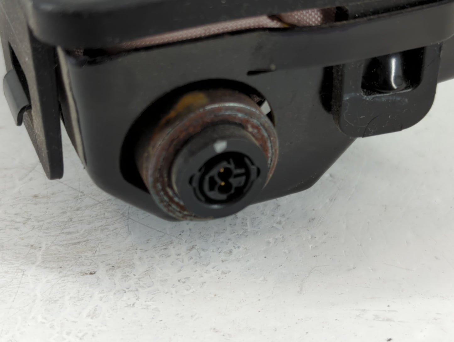 2014-2016 Chrysler Town & Country Air Bag Driver Left Knee OEM P/N:P05057771AF Fits Fits 2014 2015 2016 2017 2018 OEM Used Auto Parts - Oemusedautoparts1.com