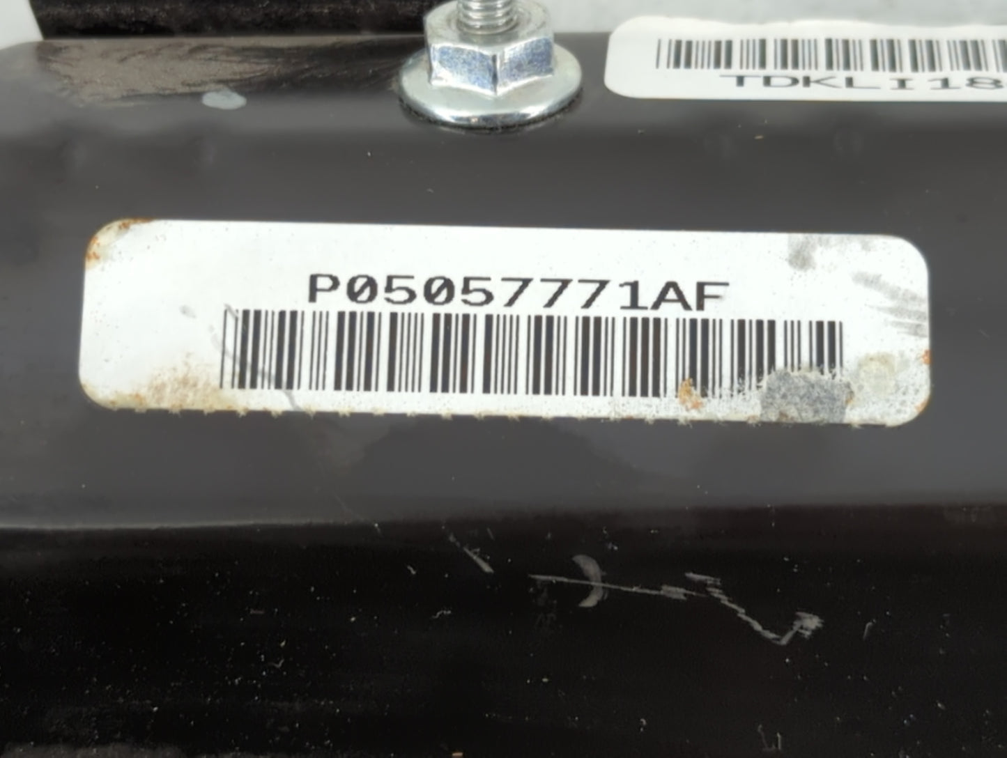 2014-2016 Chrysler Town & Country Air Bag Driver Left Knee OEM P/N:P05057771AF Fits Fits 2014 2015 2016 2017 2018 OEM Used Auto Parts - Oemusedautoparts1.com