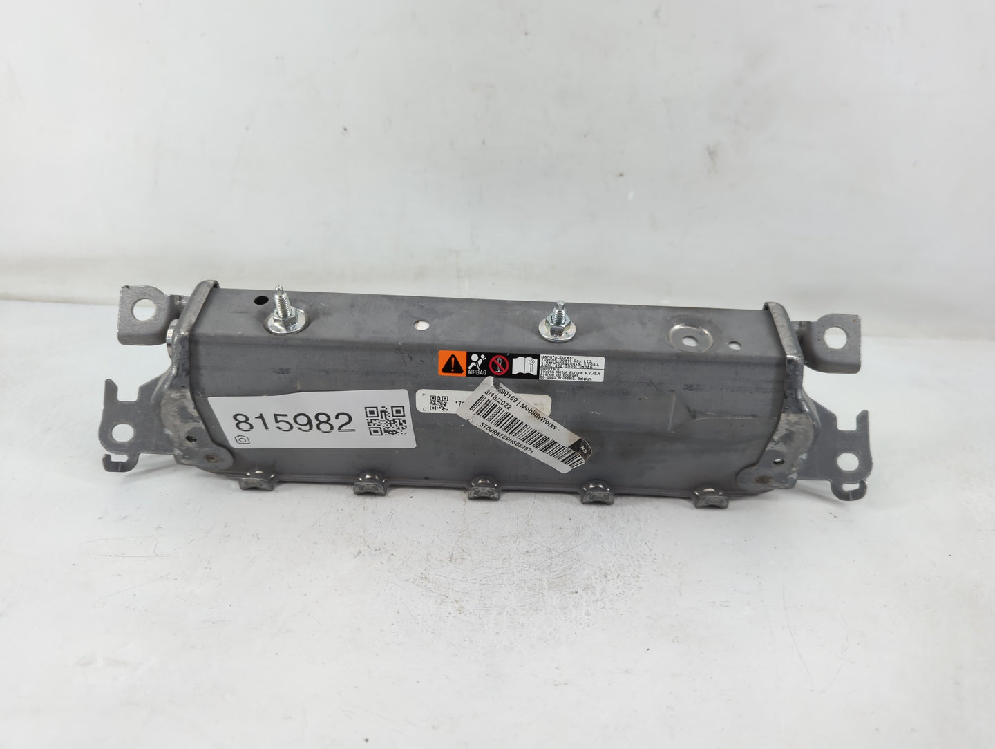 2019-2022 Toyota Rav4 Air Bag Driver Left Knee OEM Fits Fits 2019 2020 2021 2022 OEM Used Auto Parts - Oemusedautoparts1.com