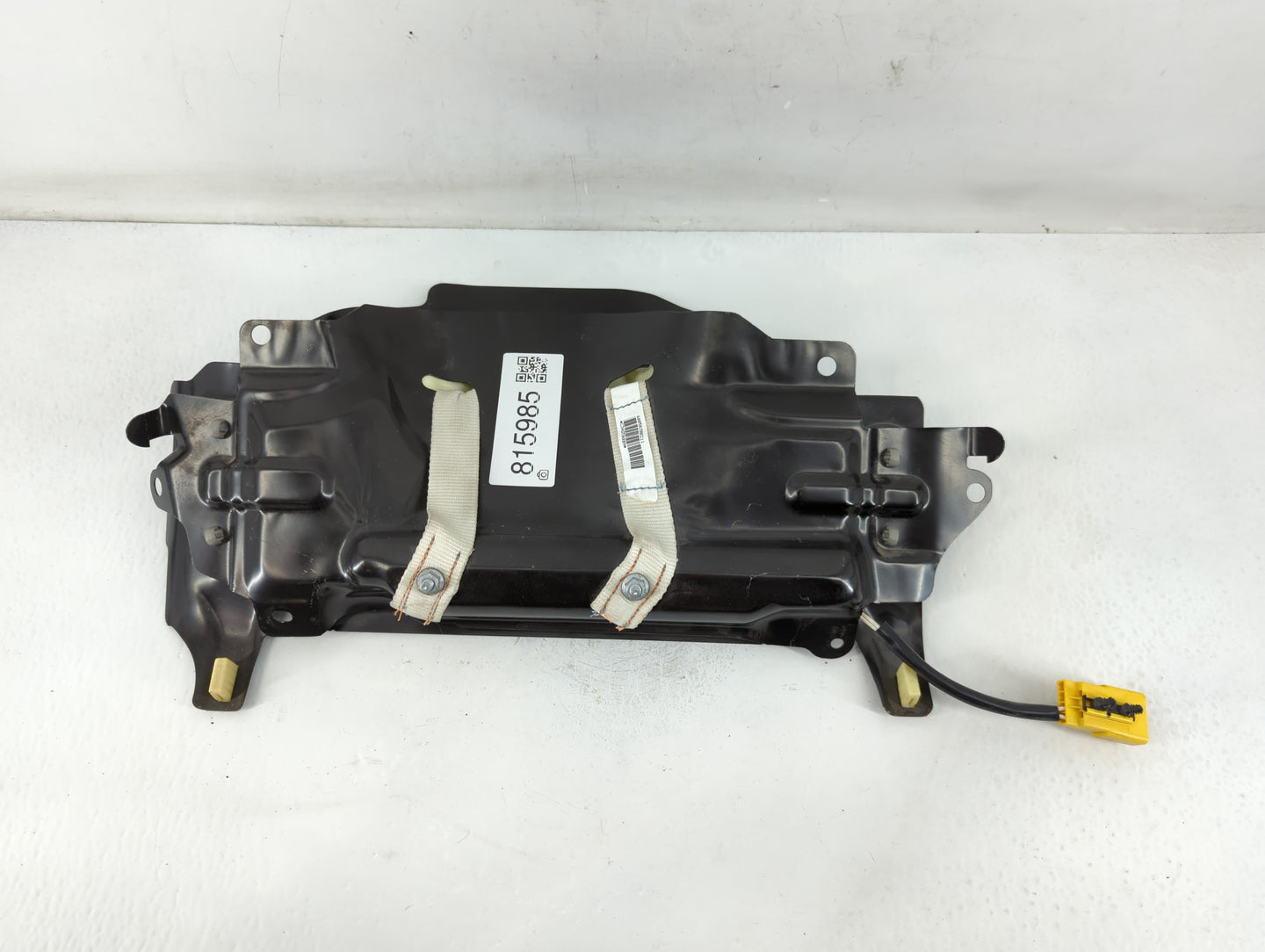 2005 Chrysler Town & Country Air Bag Driver Left Knee OEM P/N:P04680560AC Fits OEM Used Auto Parts - Oemusedautoparts1.com