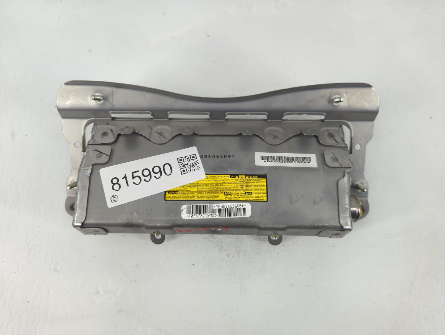 2008-2013 Toyota Highlander Air Bag Passenger Right Dashboard OEM Fits Fits 2008 2009 2010 2011 2012 2013 OEM Used Auto Parts - Oemusedautoparts1.com