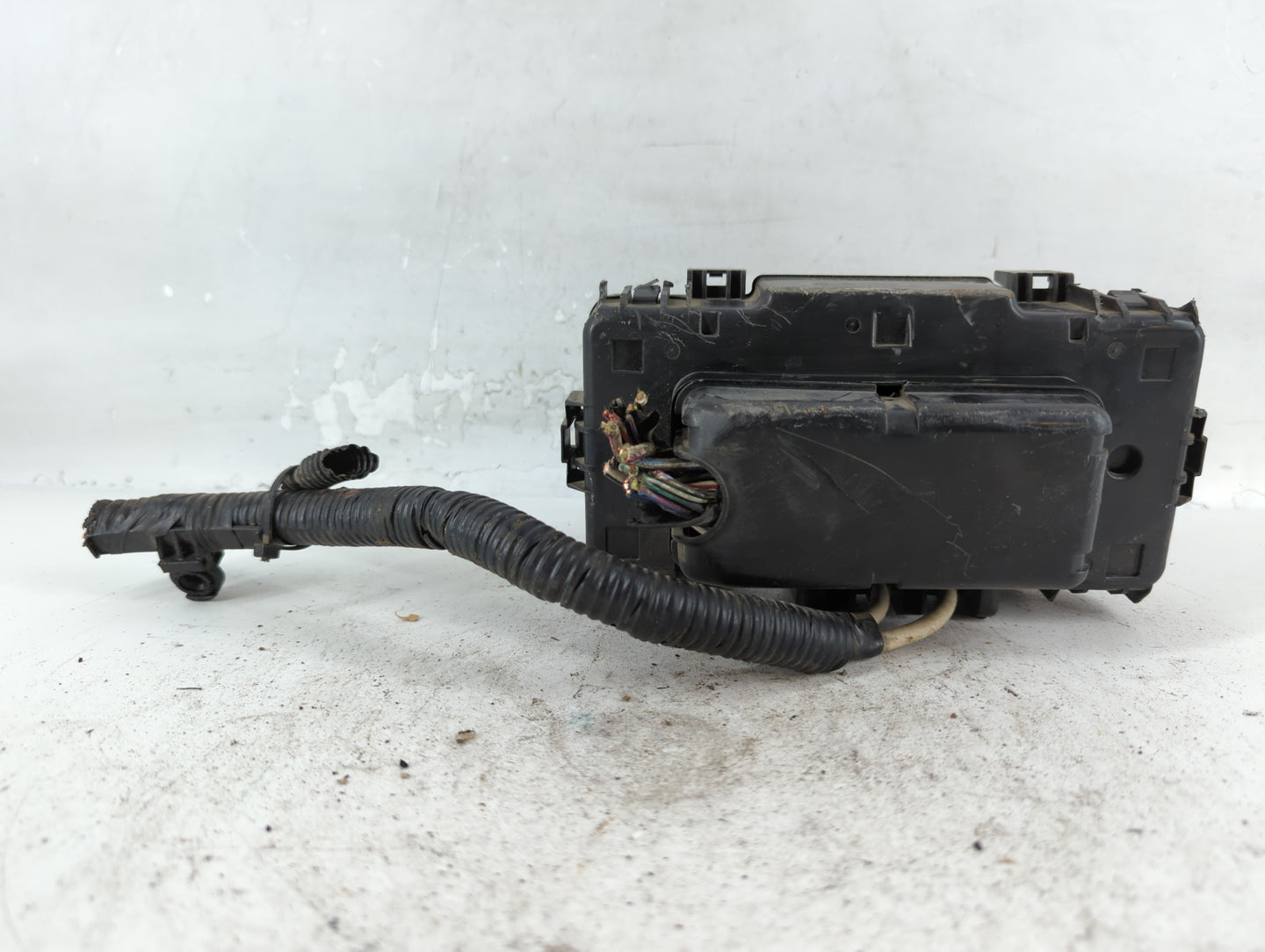 2001-2005 Honda Civic Fusebox Fuse Box Panel Relay Module P/N:S5P-P3 Fits Fits 2001 2002 2003 2004 2005 OEM Used Auto Parts - Oemusedautoparts1.com