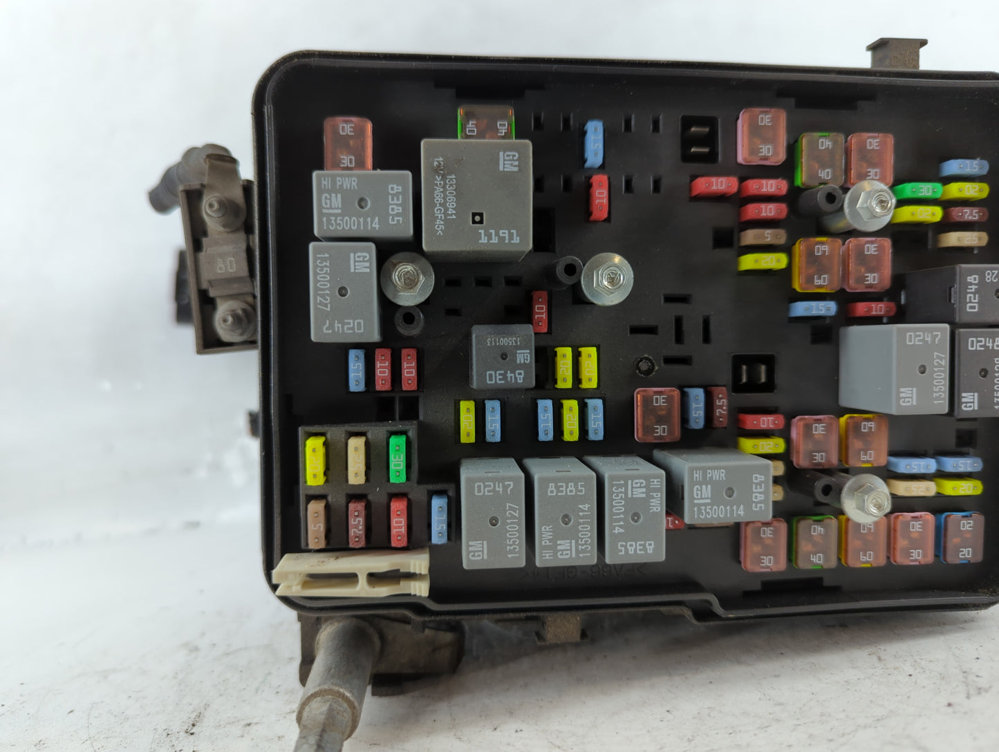 2013-2015 Gmc Terrain Fusebox Fuse Box Panel Relay Module P/N:22929763 01 Fits Fits 2013 2014 2015 OEM Used Auto Parts - Oemusedautoparts1.com