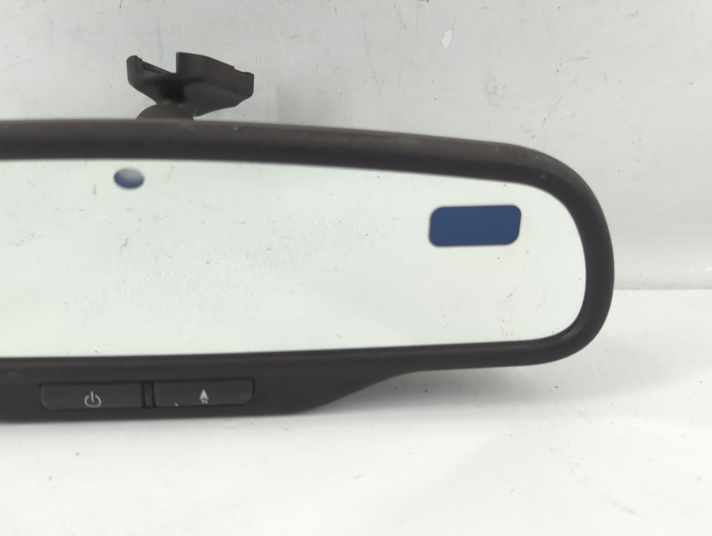 2007 Suzuki Xl-7 Interior Rear View Mirror Replacement OEM P/N:IE025898 Fits OEM Used Auto Parts - Oemusedautoparts1.com