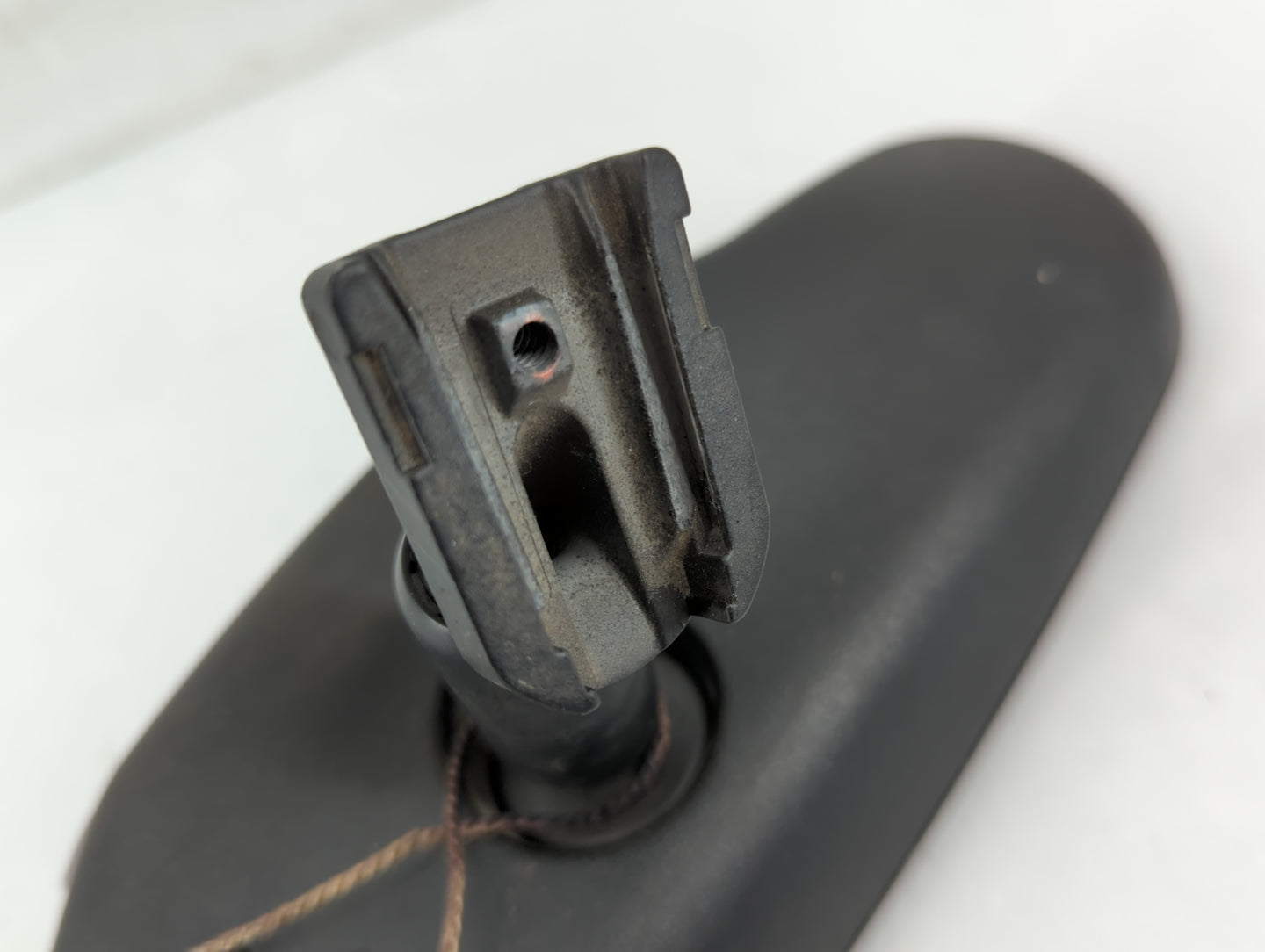 2007 Suzuki Xl-7 Interior Rear View Mirror Replacement OEM P/N:IE025898 Fits OEM Used Auto Parts - Oemusedautoparts1.com