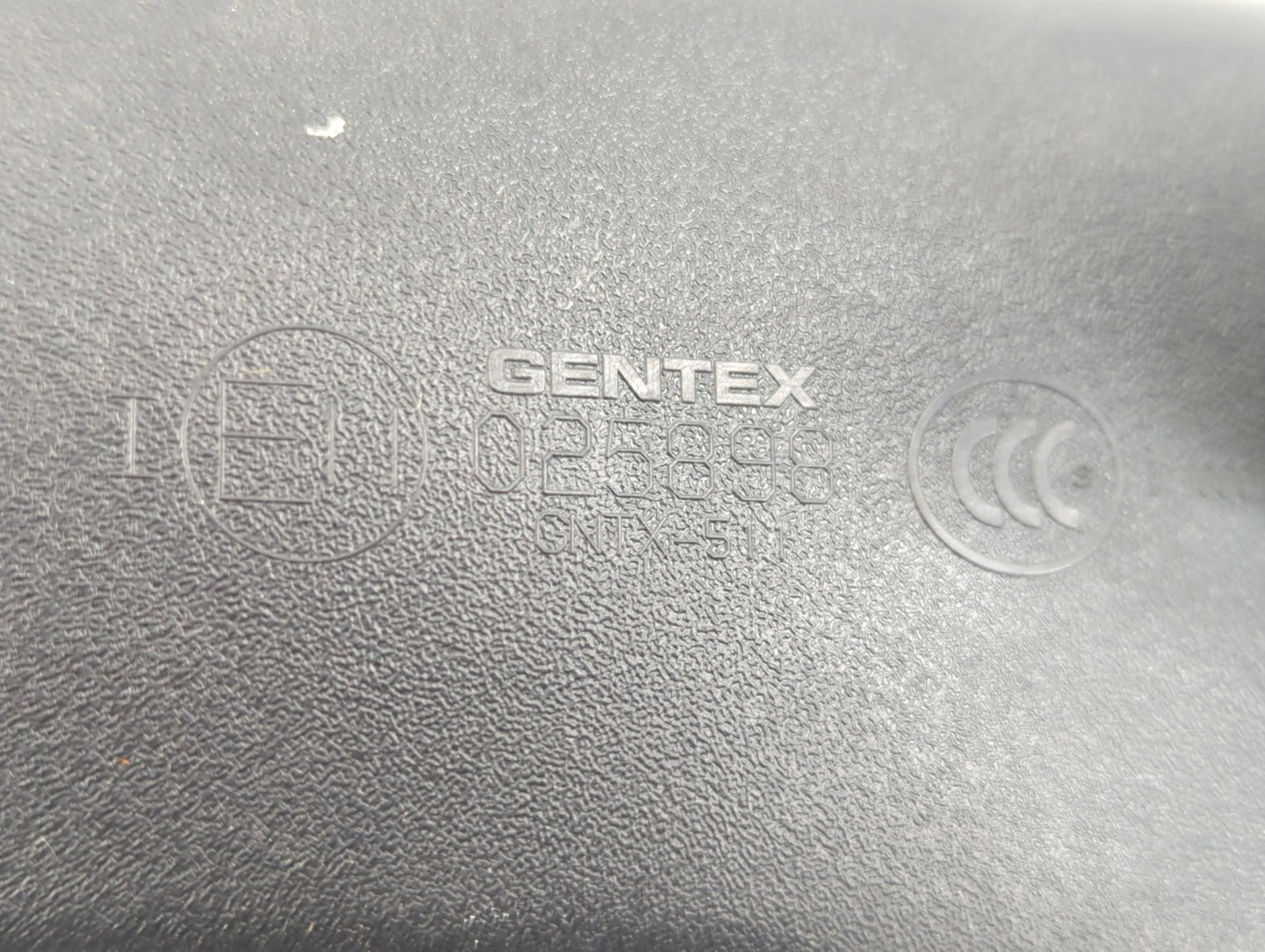 2007 Suzuki Xl-7 Interior Rear View Mirror Replacement OEM P/N:IE025898 Fits OEM Used Auto Parts - Oemusedautoparts1.com