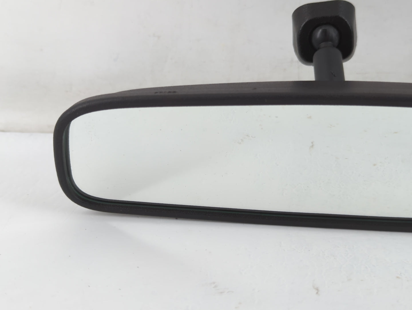 2009-2022 Hyundai Tucson Interior Rear View Mirror Replacement OEM P/N:E4012143 Fits OEM Used Auto Parts - Oemusedautoparts1.com