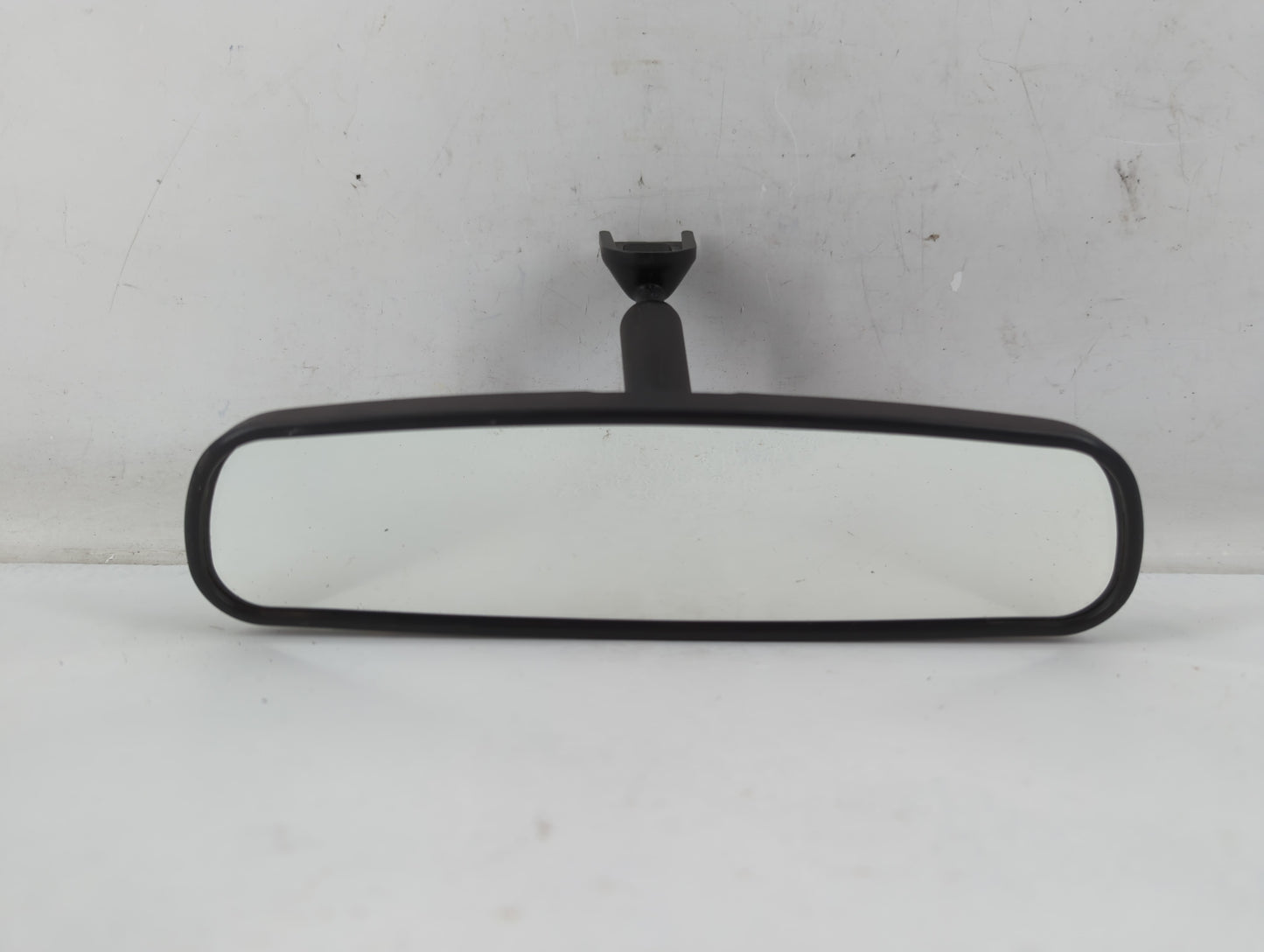 2001-2006 Toyota Camry Interior Rear View Mirror Replacement OEM P/N:E8011681 Fits OEM Used Auto Parts - Oemusedautoparts1.com