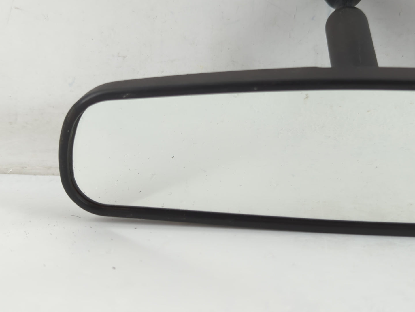 2001-2006 Toyota Camry Interior Rear View Mirror Replacement OEM P/N:E8011681 Fits OEM Used Auto Parts - Oemusedautoparts1.com