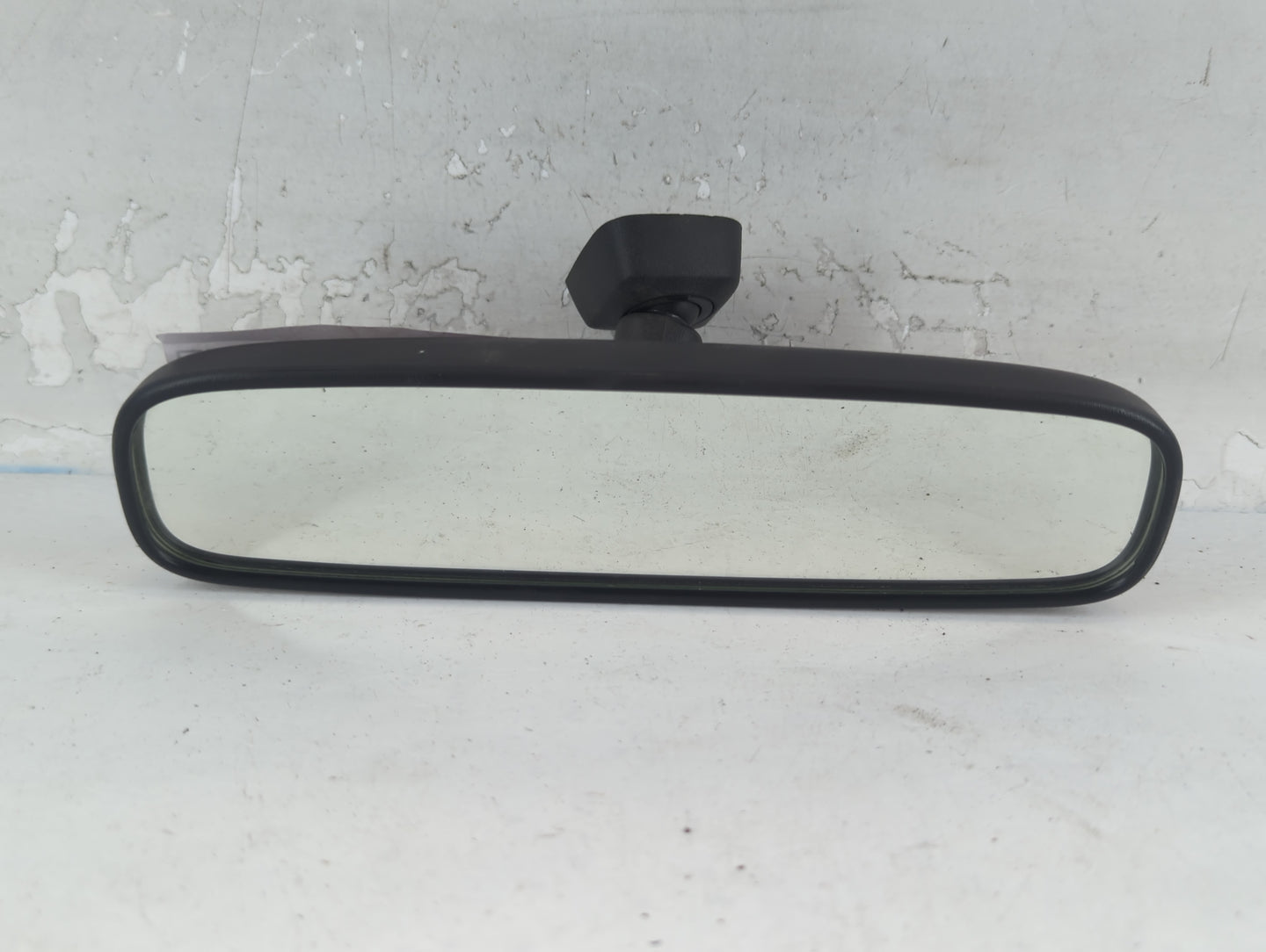 2004-2015 Toyota Rav4 Interior Rear View Mirror Replacement OEM P/N:E4022197 Fits OEM Used Auto Parts - Oemusedautoparts1.com
