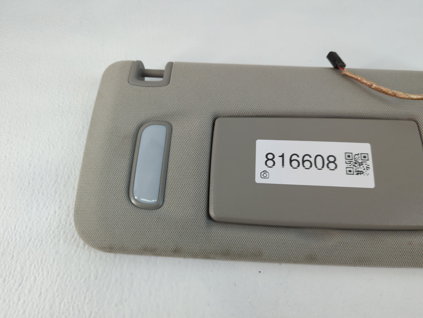 2010-2017 Chevrolet Equinox Sun Visor Shade Replacement Passenger Right Mirror Fits Fits 2010 2011 2012 2013 2014 2015 2016 2017 OEM Used Auto Parts - Oemusedautoparts1.com