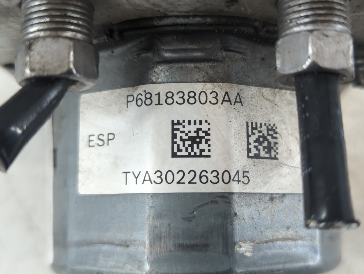 2013 Dodge Caravan ABS Pump Control Module Replacement P/N:P68183803AA Fits OEM Used Auto Parts - Oemusedautoparts1.com