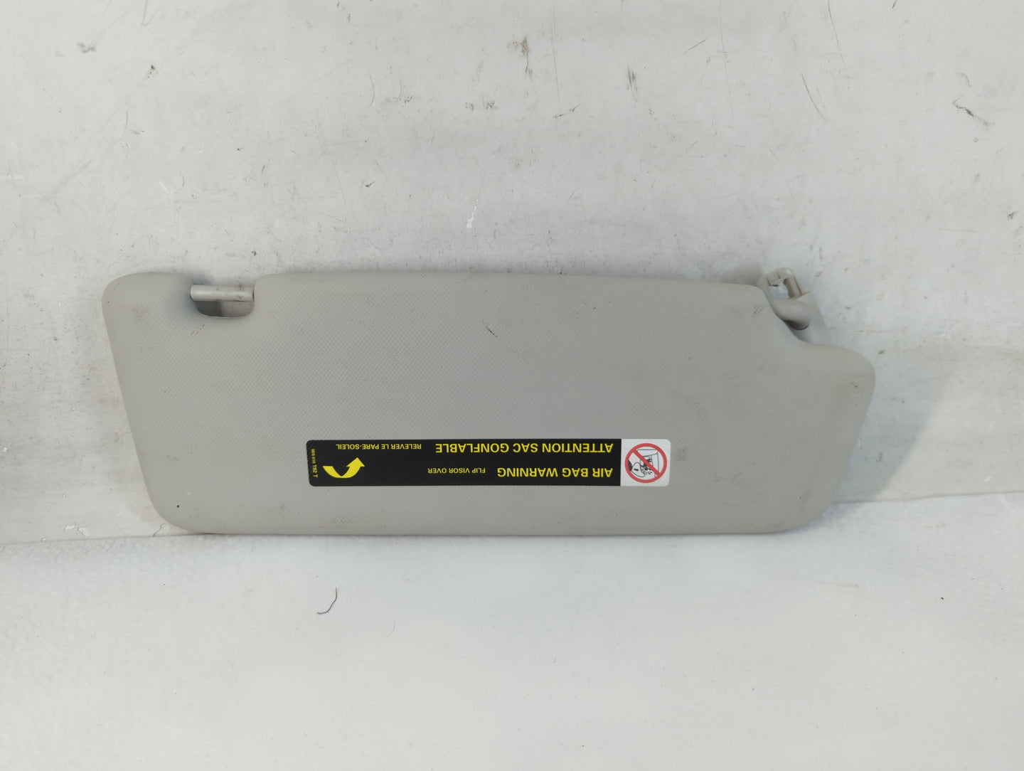 2009-2012 Audi A4 Sun Visor Shade Replacement Driver Left Mirror Fits Fits 2009 2010 2011 2012 OEM Used Auto Parts - Oemusedautoparts1.com