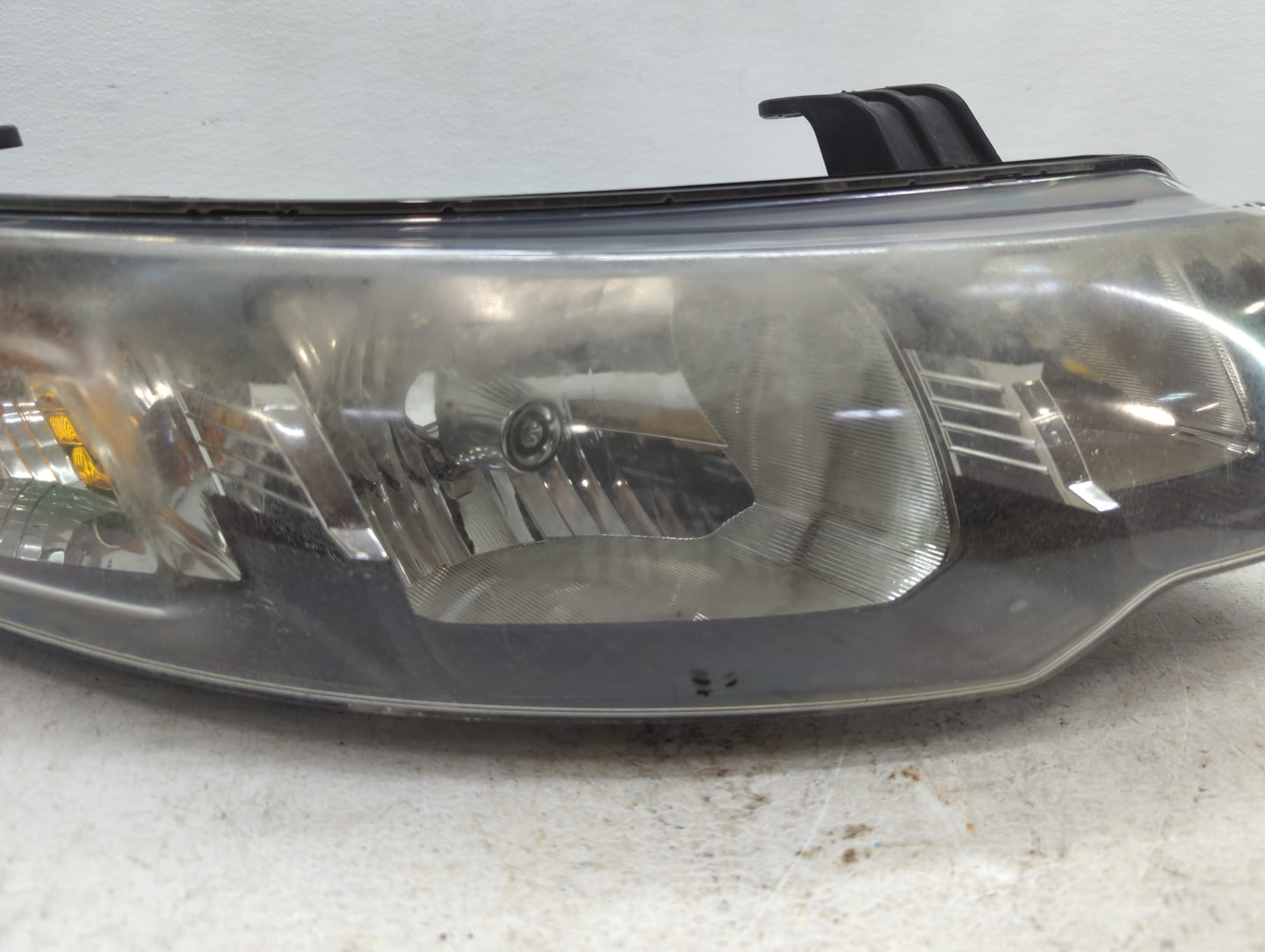 2010-2012 Kia Forte Driver Left Oem Head Light Headlight Lamp - Oemusedautoparts1.com