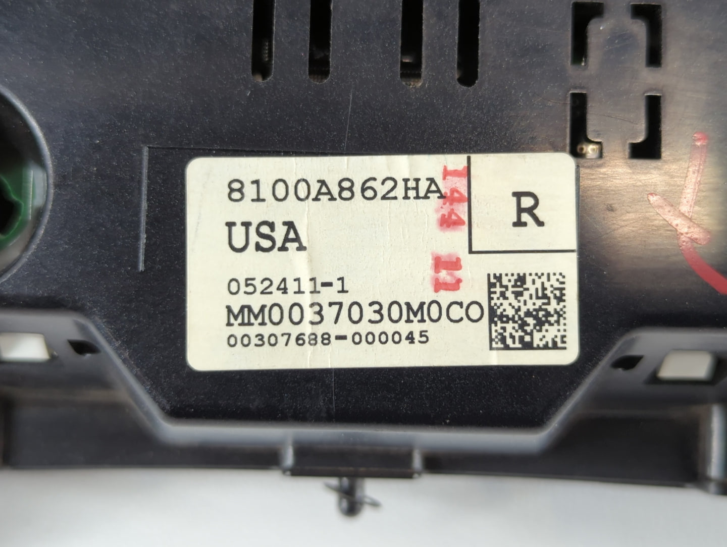 2009-2012 Mitsubishi Eclipse Instrument Cluster Speedometer Gauges P/N:8100A862HA 052411-1 Fits Fits 2009 2010 2011 2012 OEM Used Auto Parts - Oemusedautoparts1.com