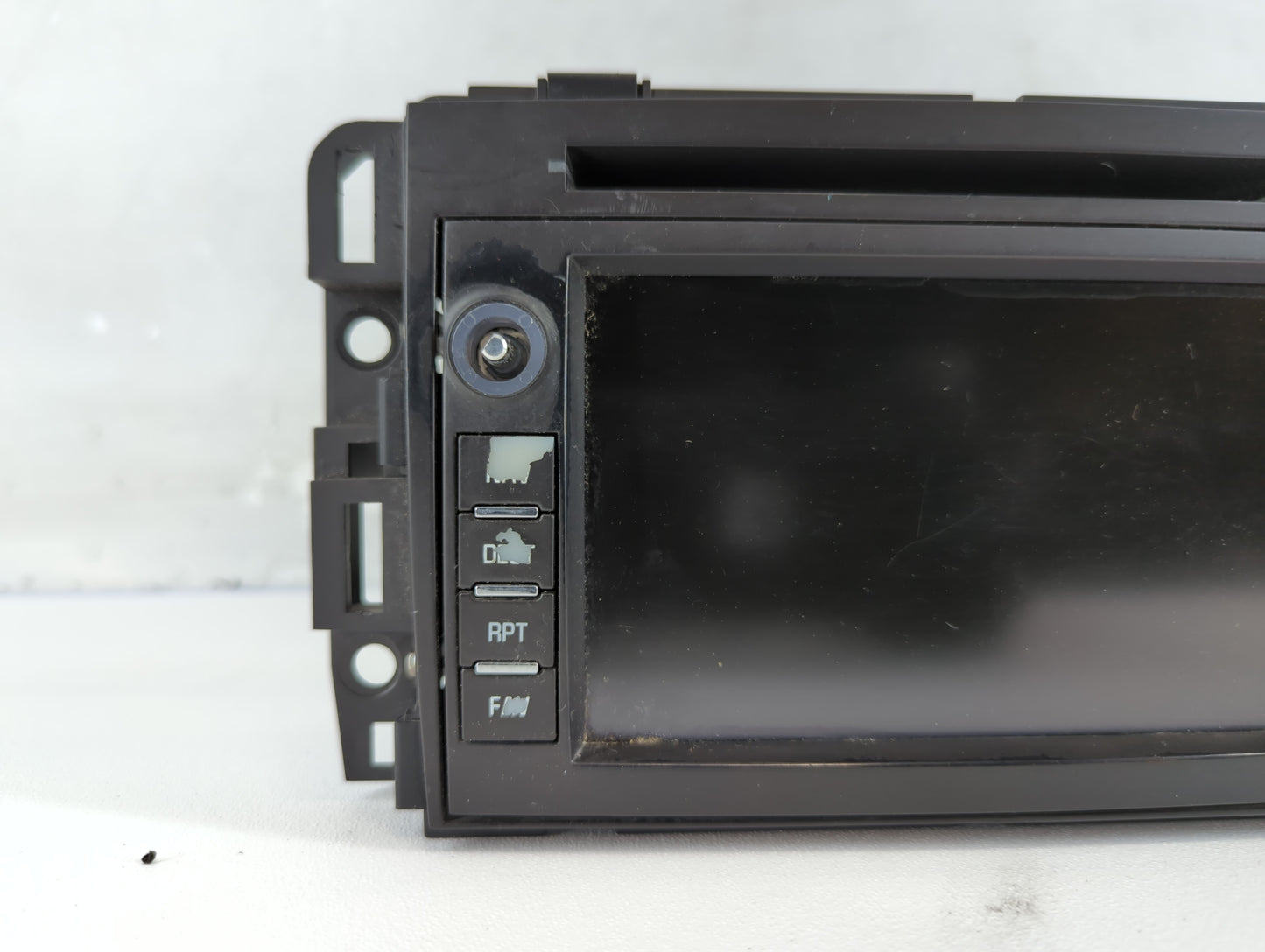 2007 Suzuki Xl-7 Radio AM FM Cd Player Receiver Replacement P/N:15933133 Fits OEM Used Auto Parts - Oemusedautoparts1.com