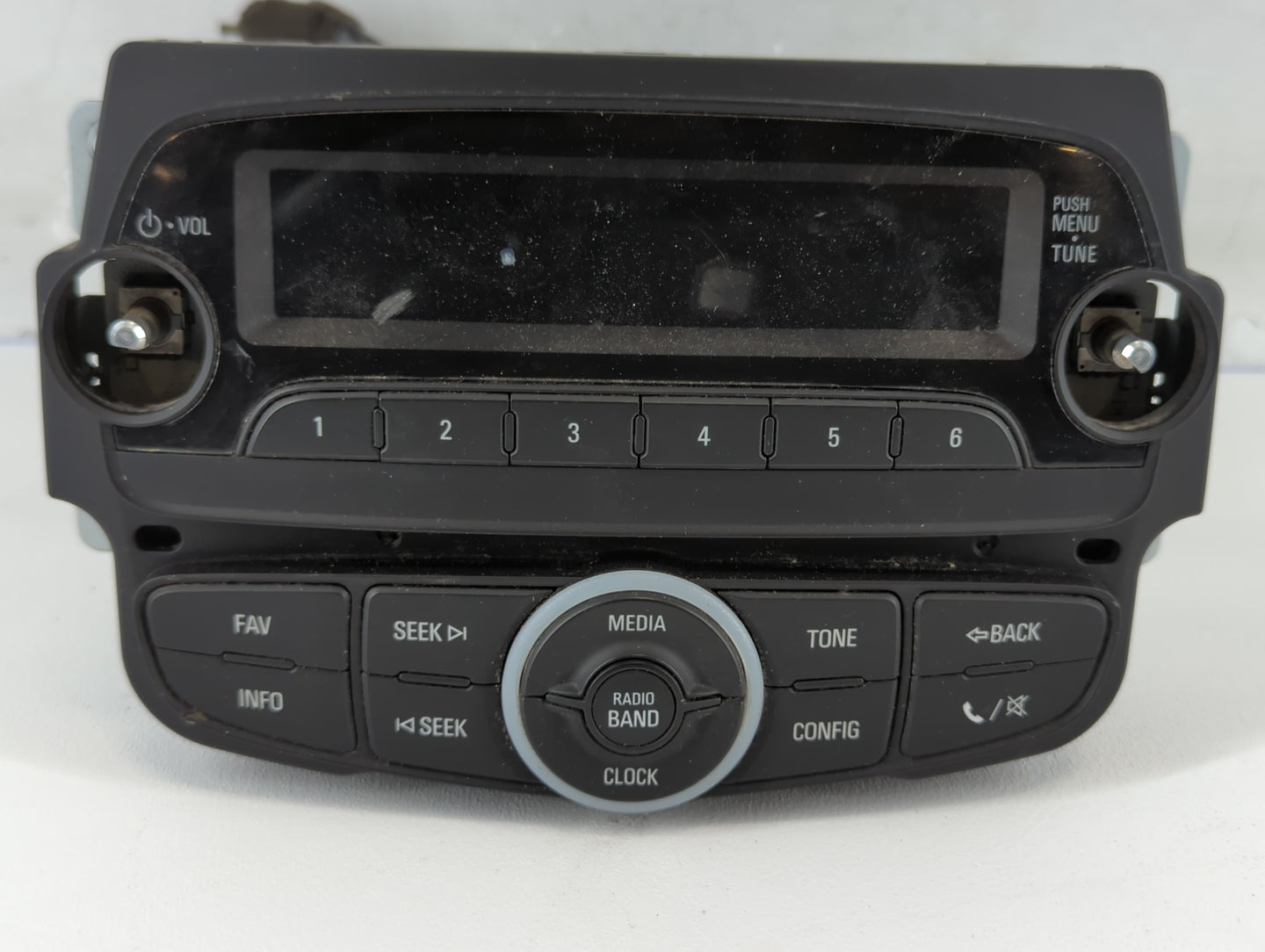 2014-2015 Chevrolet Spark Radio AM FM Cd Player Receiver Replacement P/N:95375119 Fits Fits 2014 2015 OEM Used Auto Parts - Oemusedautoparts1.com