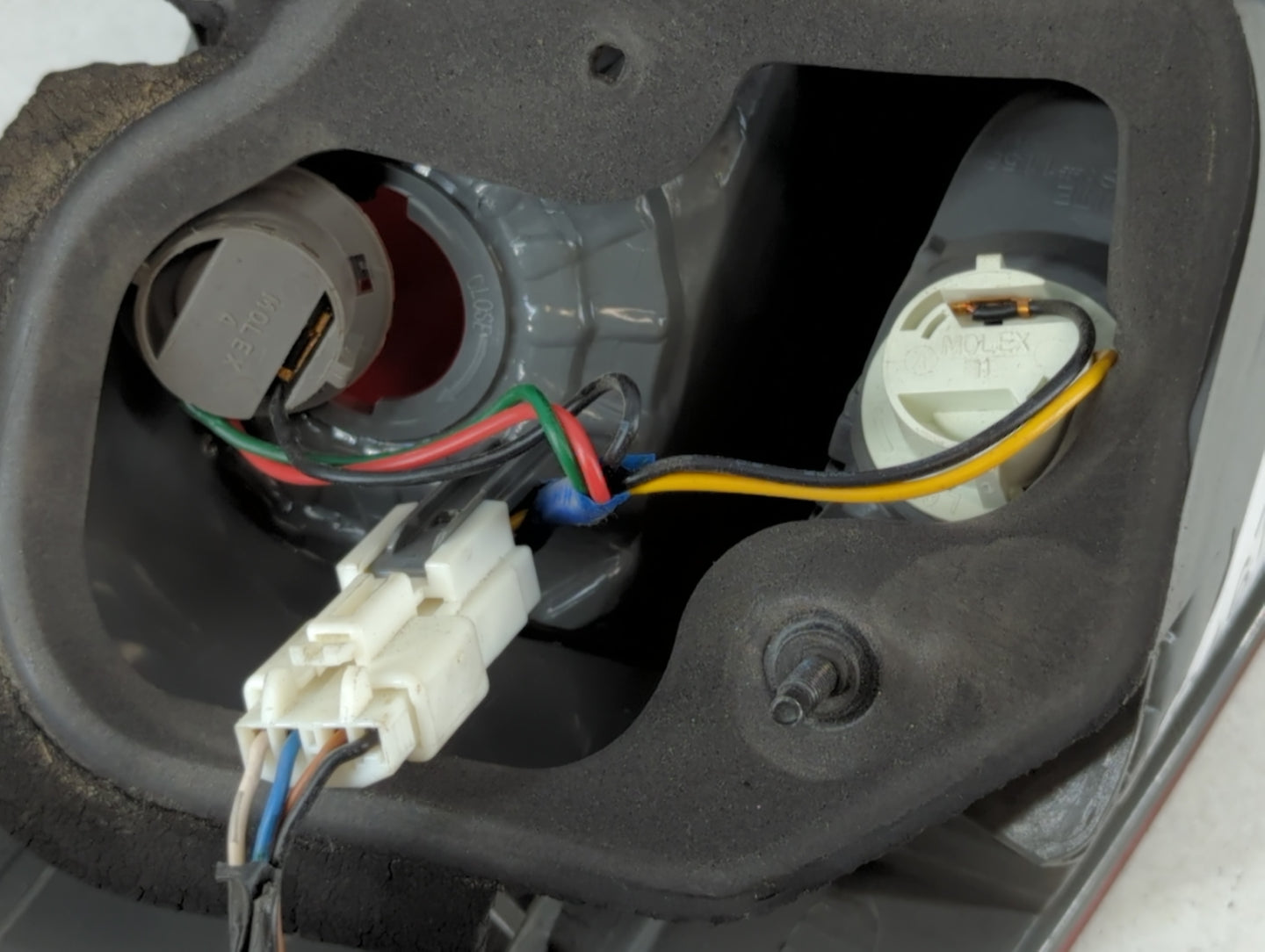 2011-2013 Hyundai Elantra Tail Light Assembly Driver Left OEM Fits Fits 2011 2012 2013 OEM Used Auto Parts - Oemusedautoparts1.com
