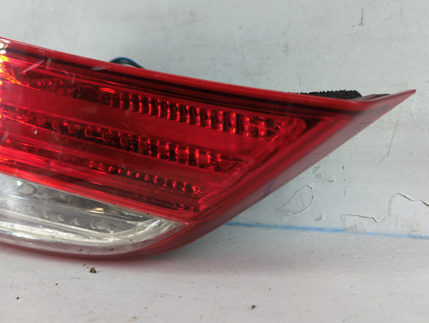 2011-2013 Hyundai Elantra Tail Light Assembly Passenger Right OEM Fits Fits 2011 2012 2013 OEM Used Auto Parts - Oemusedautoparts1.com