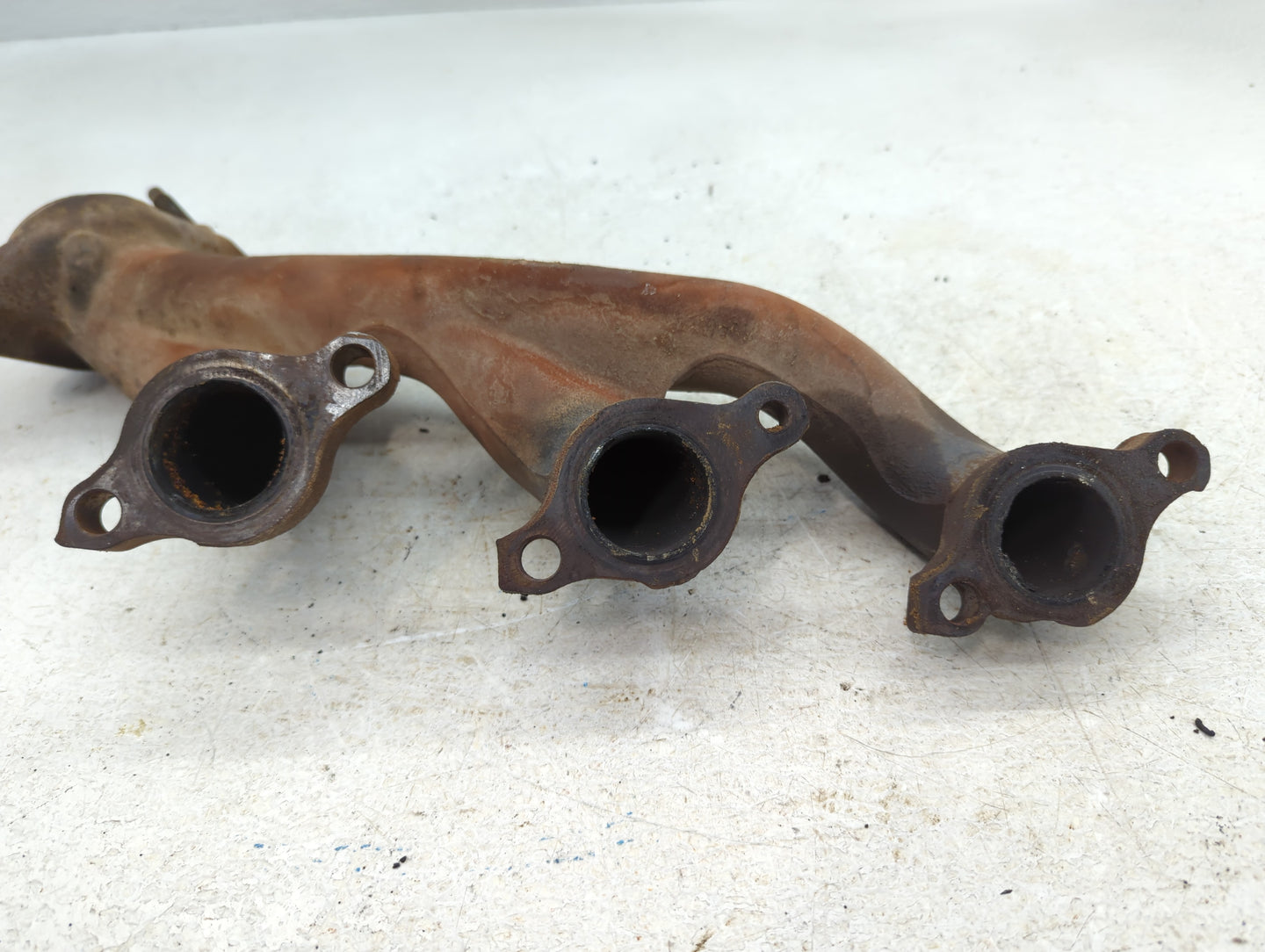 2005-2010 Ford Mustang Turbocharger Exhaust Manifold With Turbo Charger - Oemusedautoparts1.com