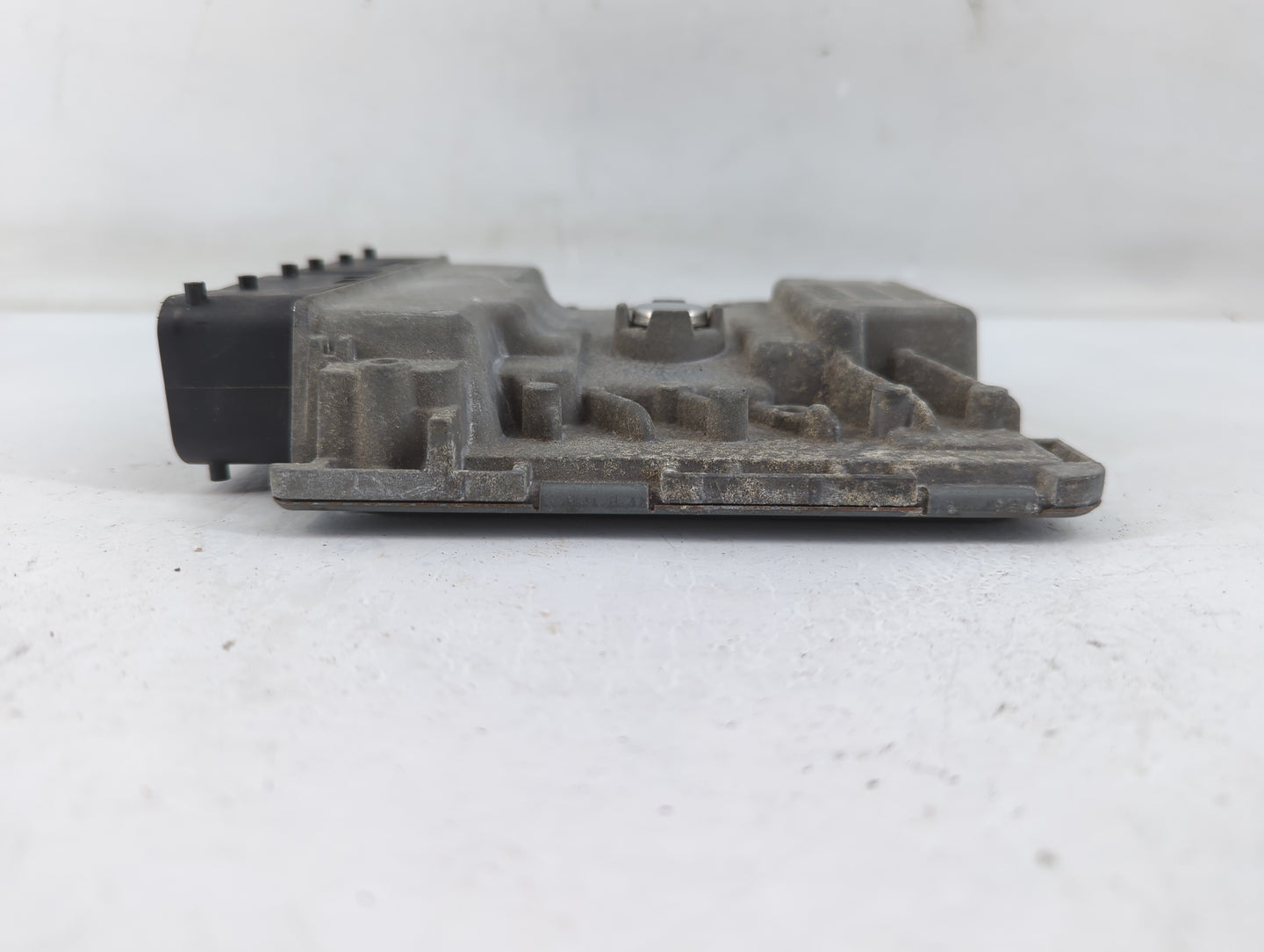 2015-2017 Volkswagen Jetta PCM Engine Control Computer ECU ECM PCU OEM P/N:06K 907 425 C Fits Fits 2015 2016 2017 OEM Used Auto Parts - Oemusedautoparts1.com