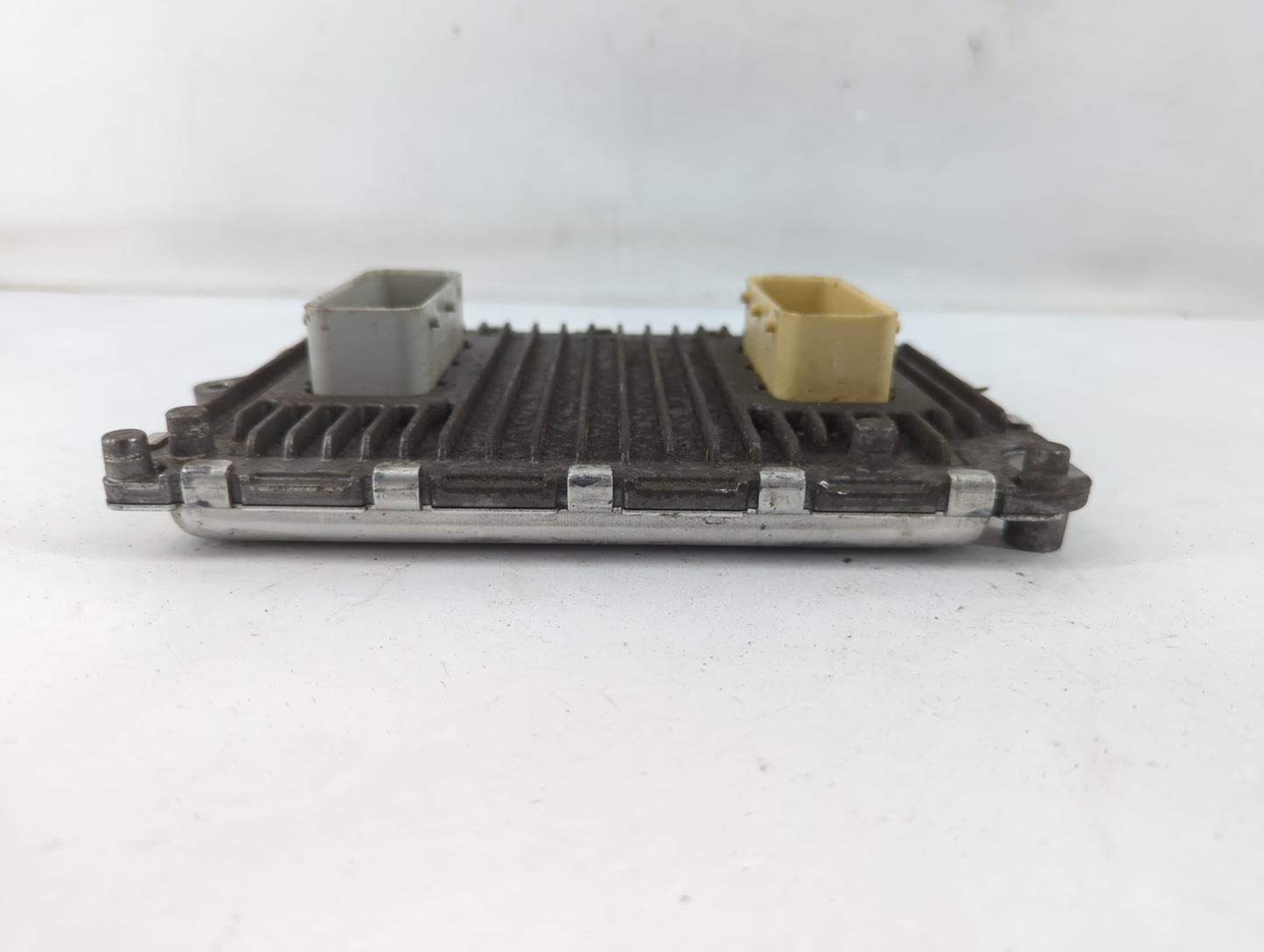 2021 Dodge Ram 2500 PCM Engine Control Computer ECU ECM PCU OEM P/N:68434940AA Fits Fits 2020 2022 OEM Used Auto Parts - Oemusedautoparts1.com