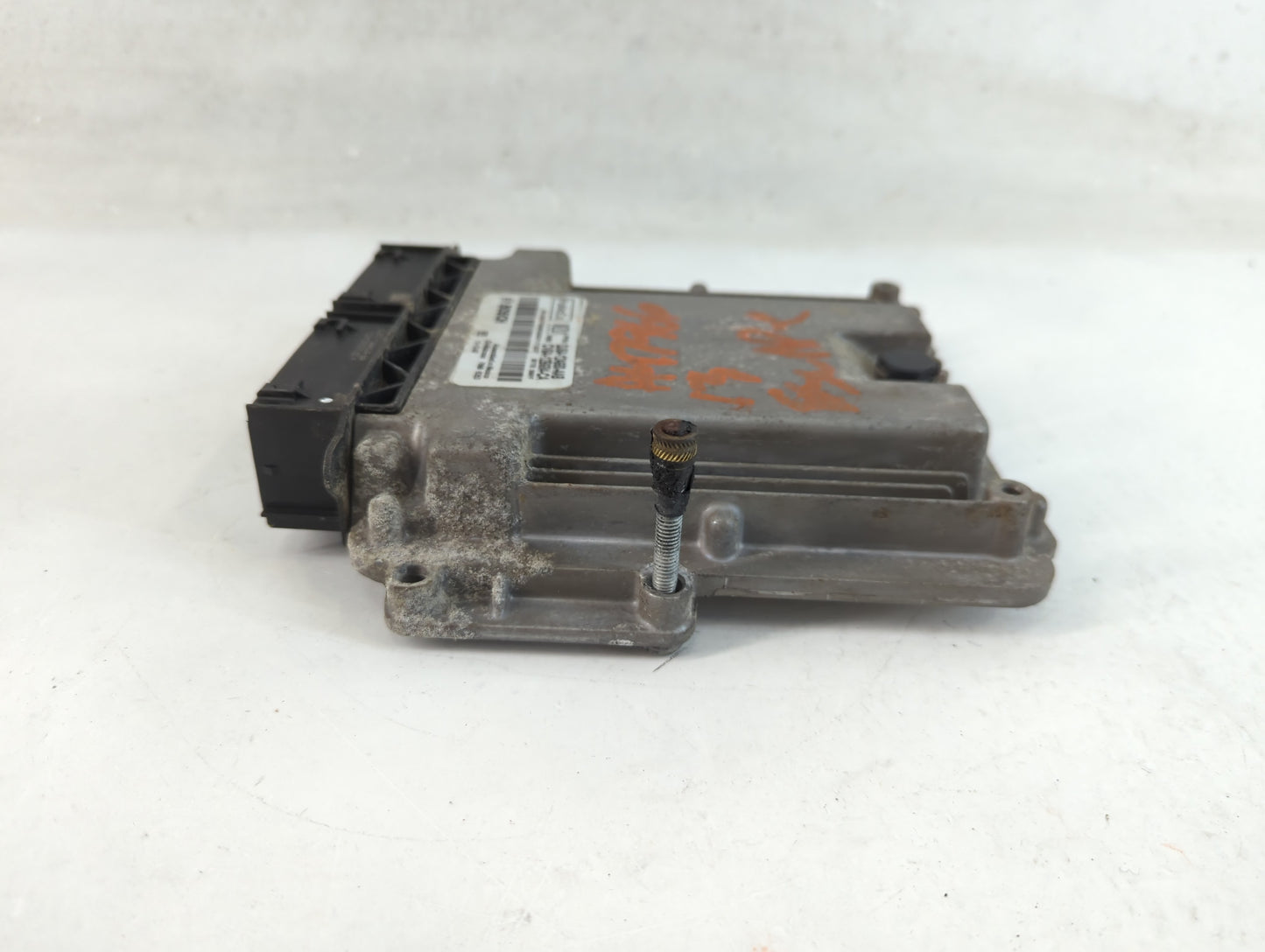 2013-2016 Ford Escape PCM Engine Control Computer ECU ECM PCU OEM P/N:CV6A-12B684-CA DJ5A-12A650-AAB Fits Fits 2013 2014 2015 2016 OEM Used Auto Parts - Oemusedautoparts1.com