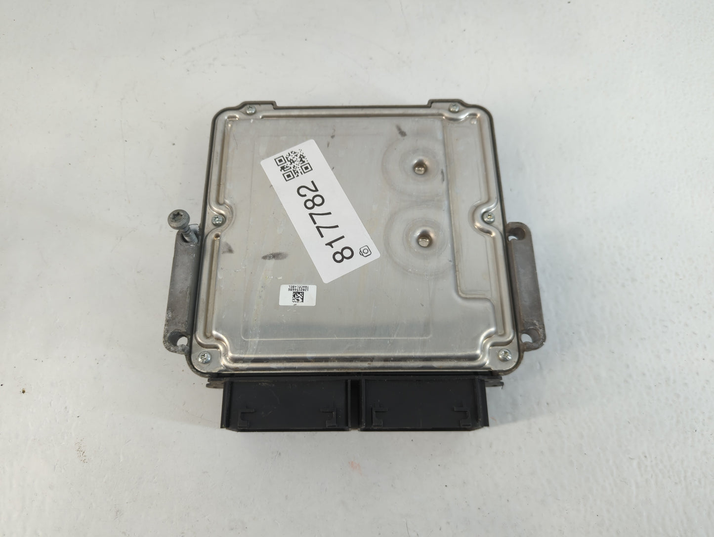 2013-2016 Ford Escape PCM Engine Control Computer ECU ECM PCU OEM P/N:CV6A-12B684-CA DJ5A-12A650-AAB Fits Fits 2013 2014 2015 2016 OEM Used Auto Parts - Oemusedautoparts1.com