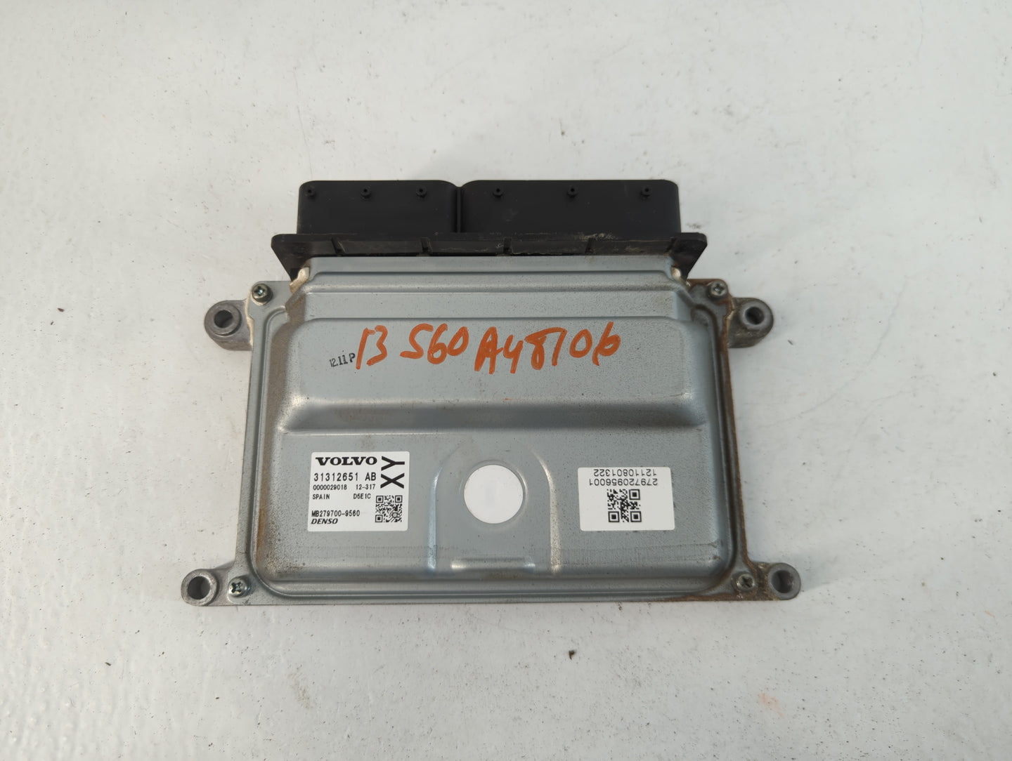 2013-2016 Volvo S60 PCM Engine Control Computer ECU ECM PCU OEM P/N:MB279700-9560 31312651 AB Fits Fits 2013 2014 2015 2016 OEM Used Auto Parts - Oemusedautoparts1.com