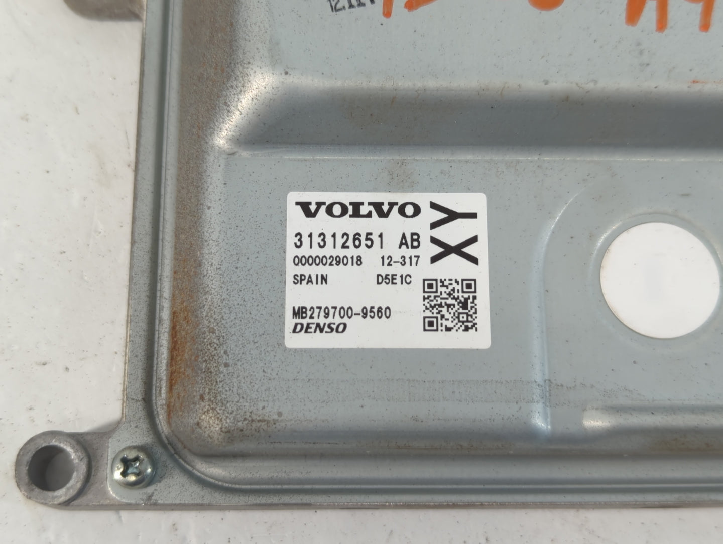 2013-2016 Volvo S60 PCM Engine Control Computer ECU ECM PCU OEM P/N:MB279700-9560 31312651 AB Fits Fits 2013 2014 2015 2016 OEM Used Auto Parts - Oemusedautoparts1.com