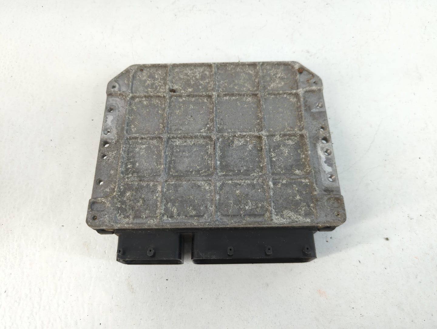 2015-2016 Toyota Sienna PCM Engine Control Computer ECU ECM PCU OEM P/N:89661-08420 Fits Fits 2015 2016 OEM Used Auto Parts - Oemusedautoparts1.com