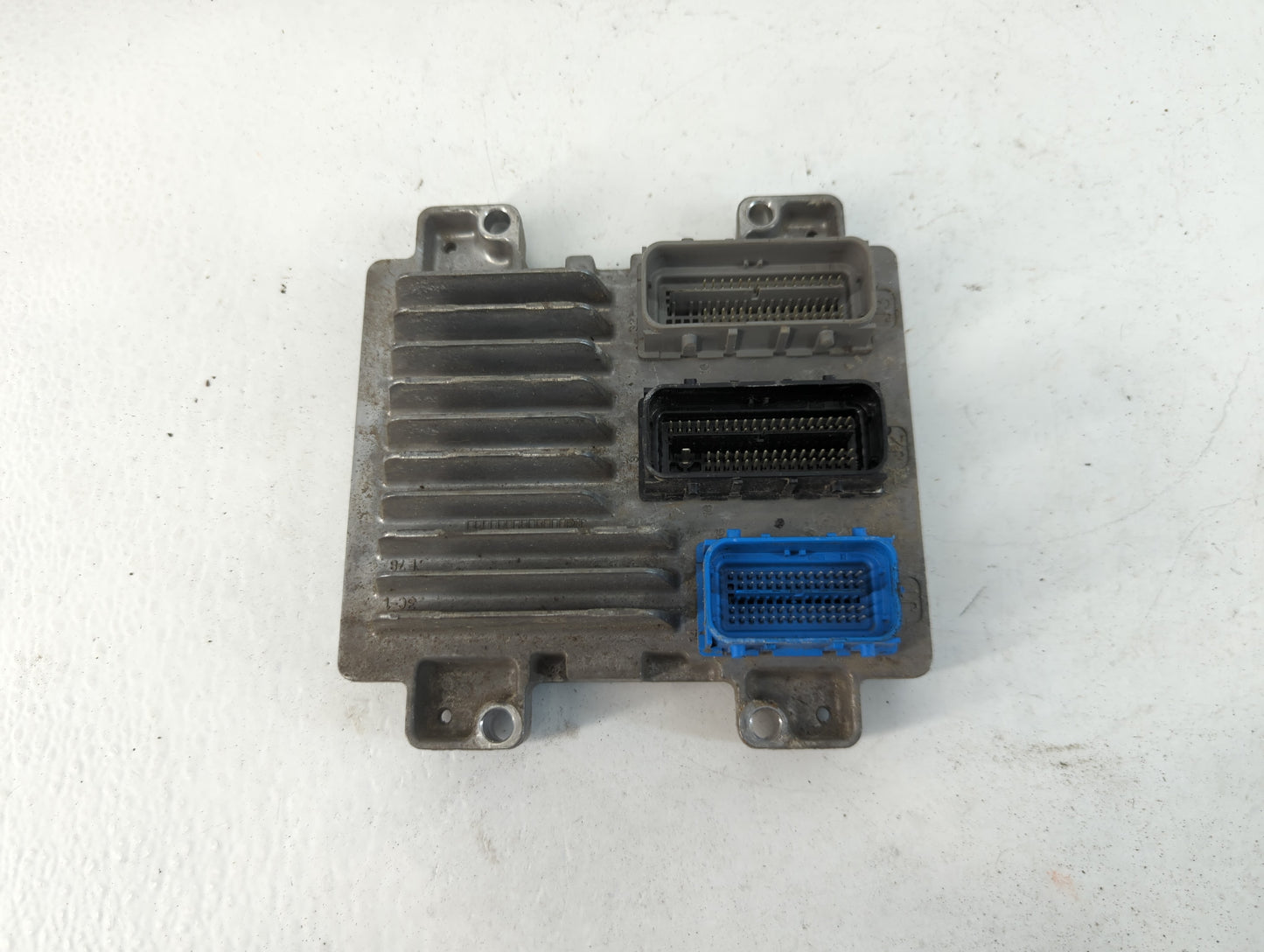 2012-2016 Chevrolet Cruze PCM Engine Control Computer ECU ECM PCU OEM P/N:E78 12655586 12655586 Fits OEM Used Auto Parts - Oemusedautoparts1.com