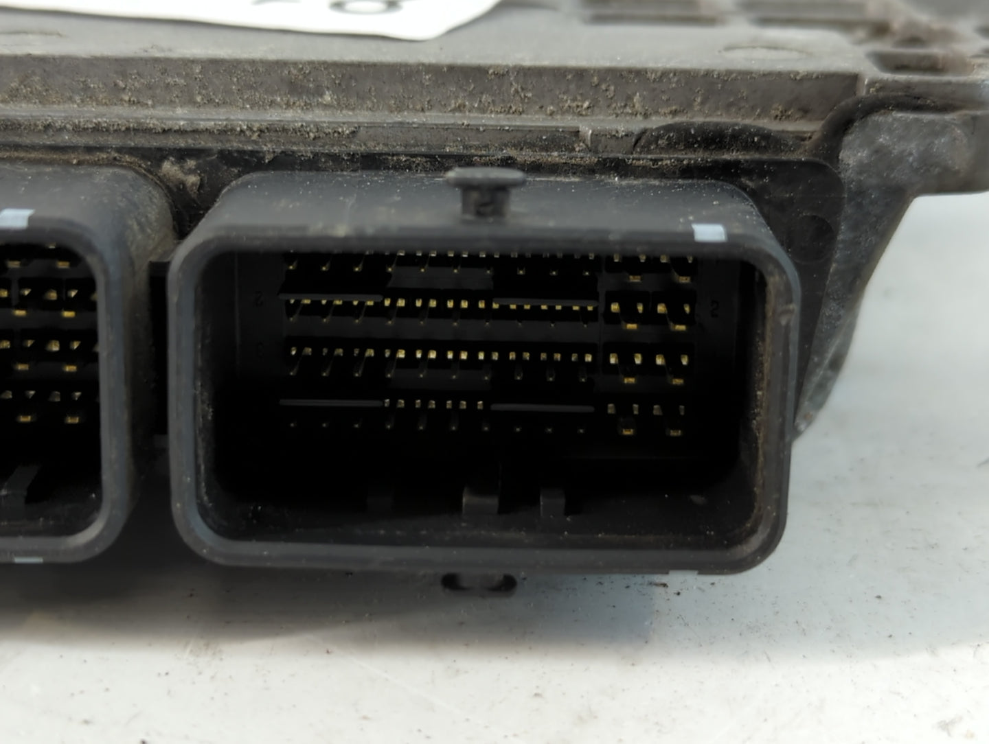 2014 Nissan Pathfinder PCM Engine Control Computer ECU ECM PCU OEM P/N:667723 NEC010-035 Fits OEM Used Auto Parts - Oemusedautoparts1.com