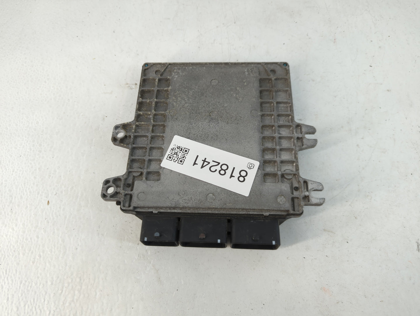 2014 Nissan Pathfinder PCM Engine Control Computer ECU ECM PCU OEM P/N:667723 NEC010-035 Fits OEM Used Auto Parts - Oemusedautoparts1.com