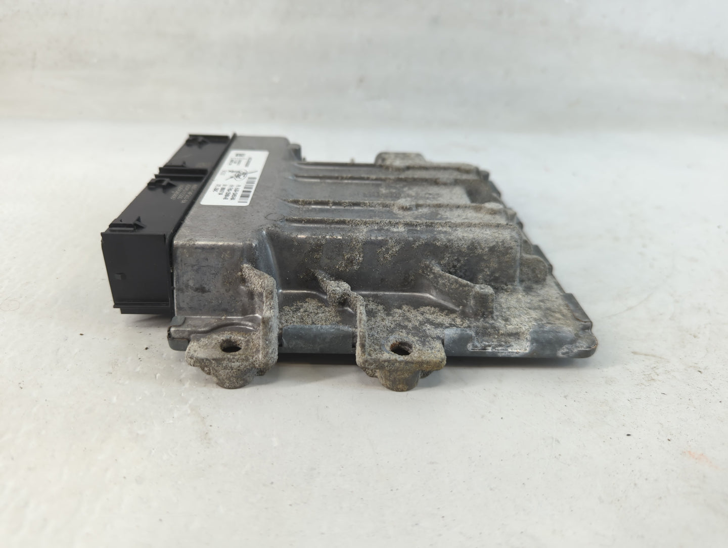 2017-2019 Ford Escape PCM Engine Control Computer ECU ECM PCU OEM P/N:HJ5A-12A650-MA Fits Fits 2017 2018 2019 OEM Used Auto Parts - Oemusedautoparts1.com