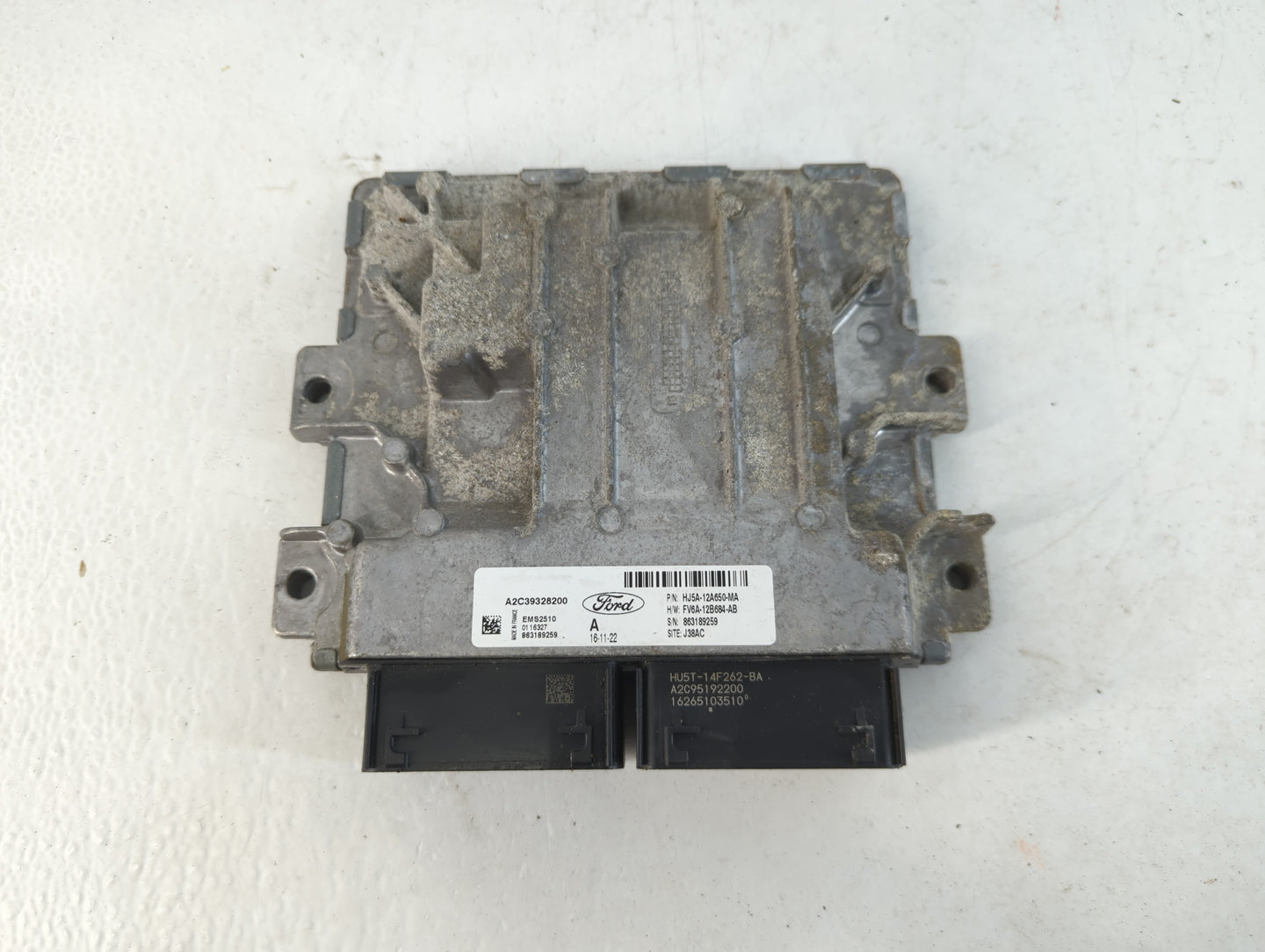 2017-2019 Ford Escape PCM Engine Control Computer ECU ECM PCU OEM P/N:HJ5A-12A650-MA Fits Fits 2017 2018 2019 OEM Used Auto Parts - Oemusedautoparts1.com