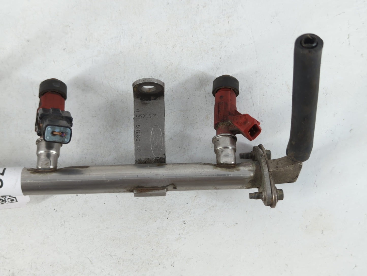 2004 Ford Fusion Fuel Injectors P/N:1L2E-9D280-EC Fits OEM Used Auto Parts - Oemusedautoparts1.com