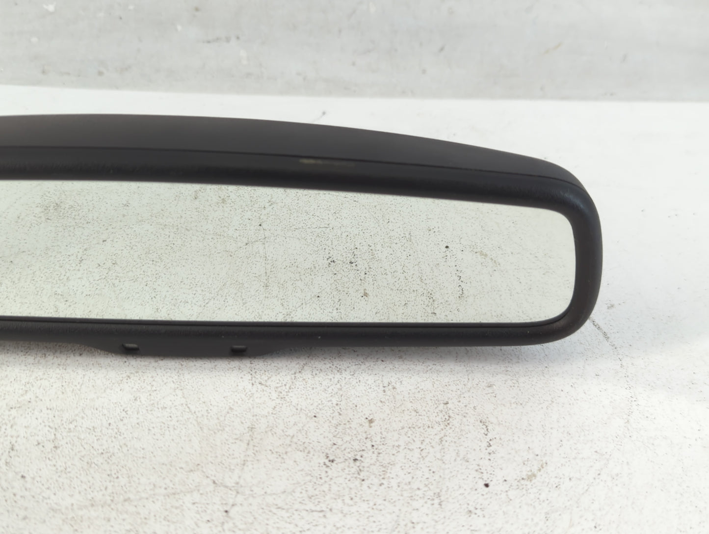 2004-2008 Chrysler Pacifica Interior Rear View Mirror Replacement OEM P/N:E11015892 Fits Fits 2004 2005 2006 2007 2008 OEM Used Auto Parts - Oemusedautoparts1.com