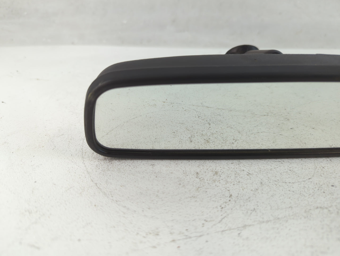 2004-2008 Chrysler Pacifica Interior Rear View Mirror Replacement OEM P/N:E10110110 Fits Fits 2004 2005 2006 2007 2008 OEM Used Auto Parts - Oemusedautoparts1.com