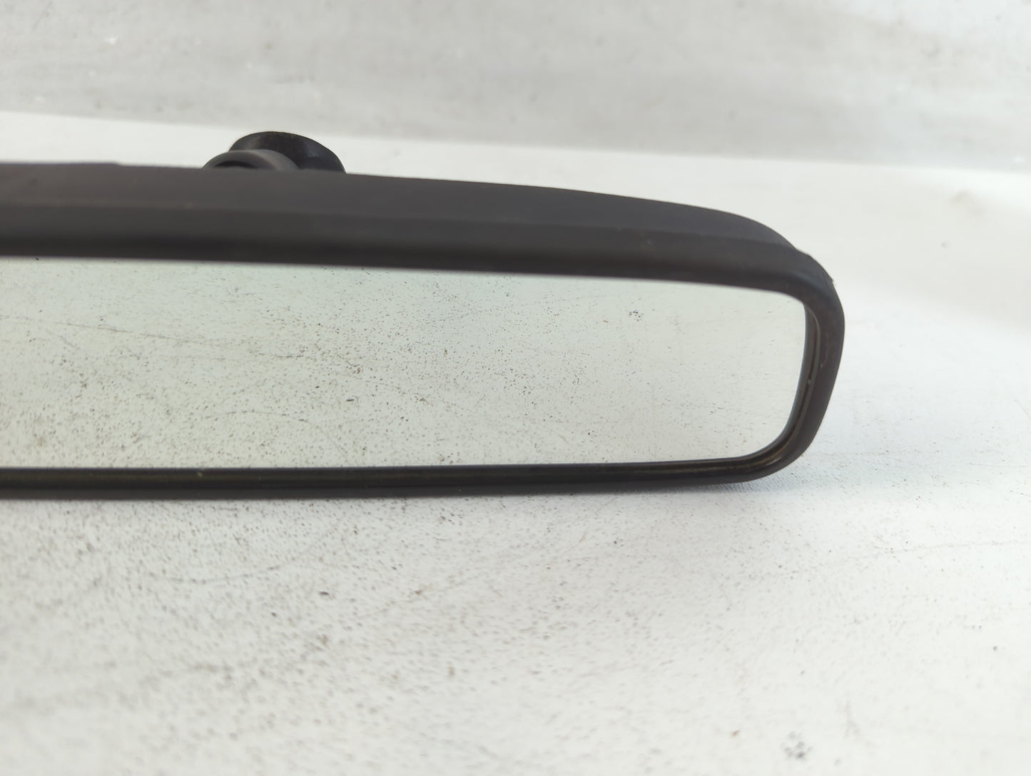 2004-2008 Chrysler Pacifica Interior Rear View Mirror Replacement OEM P/N:E10110110 Fits Fits 2004 2005 2006 2007 2008 OEM Used Auto Parts - Oemusedautoparts1.com