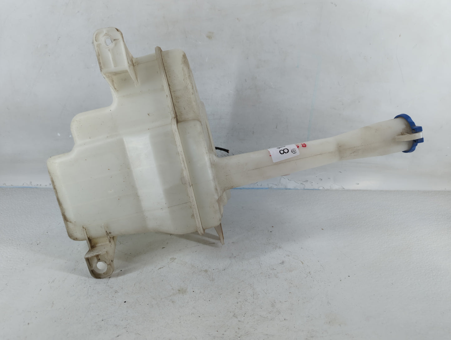 2011-2013 Kia Forte Windshield Washer Fluid Reservoir Bottle Oem - Oemusedautoparts1.com