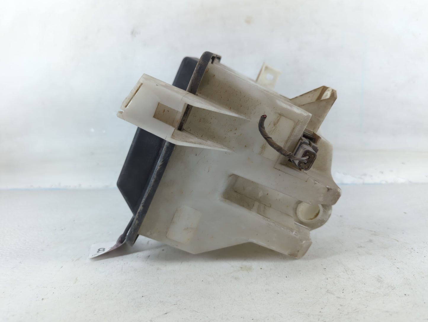 2003-2006 Ford Expedition Radiator Coolant Overflow Expansion Tank Bottle - Oemusedautoparts1.com