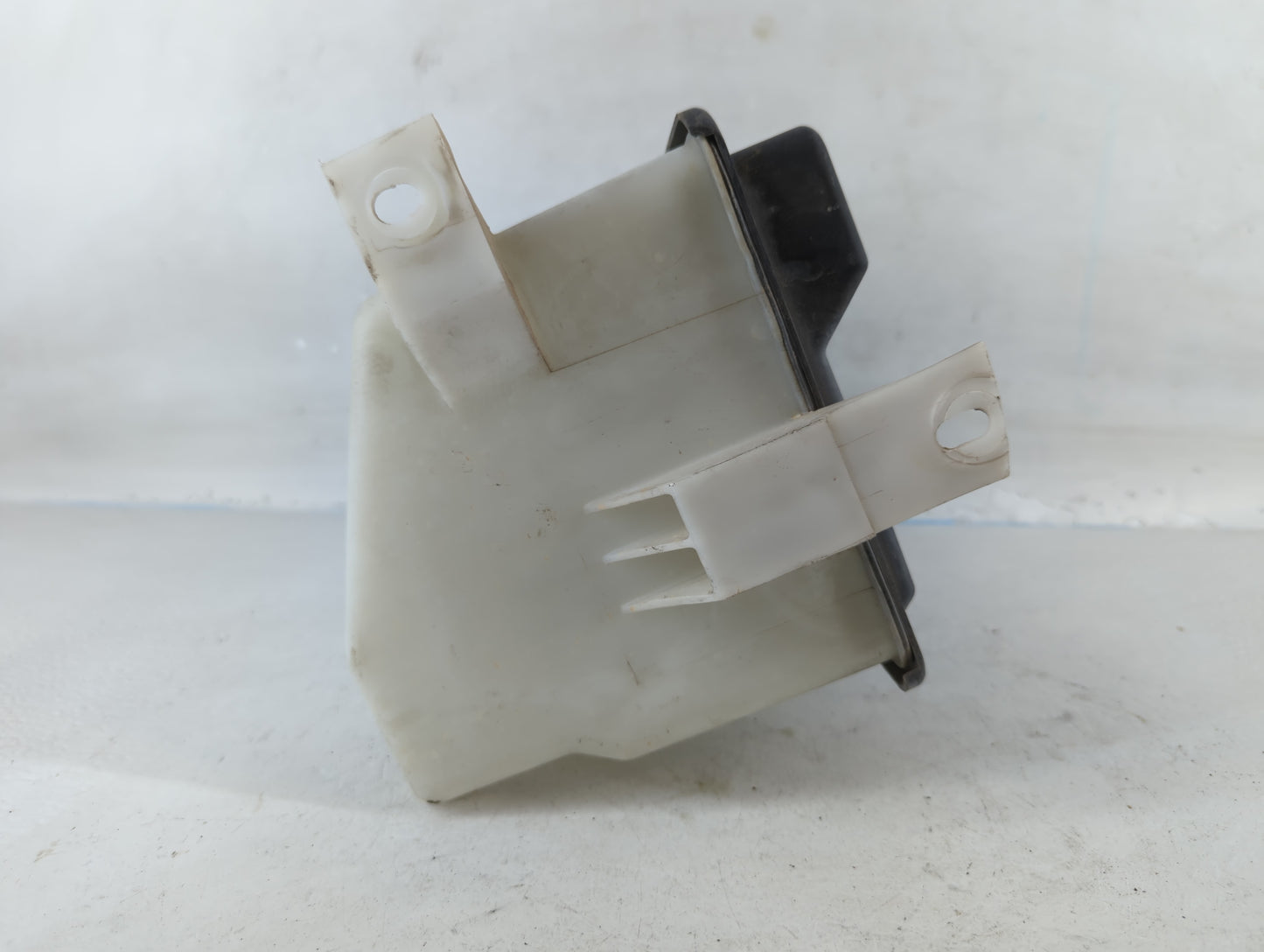 2003-2006 Ford Expedition Radiator Coolant Overflow Expansion Tank Bottle - Oemusedautoparts1.com